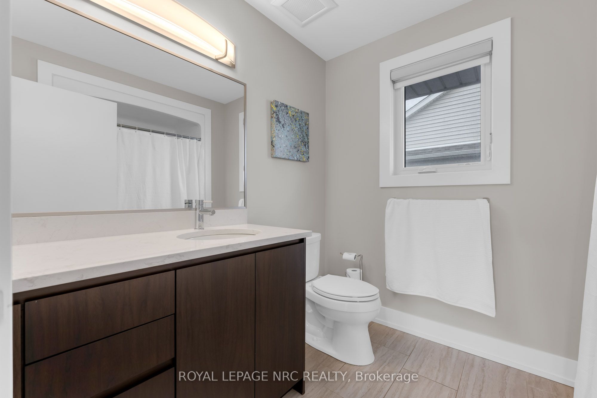 80 Days Avenue Property Photo 39