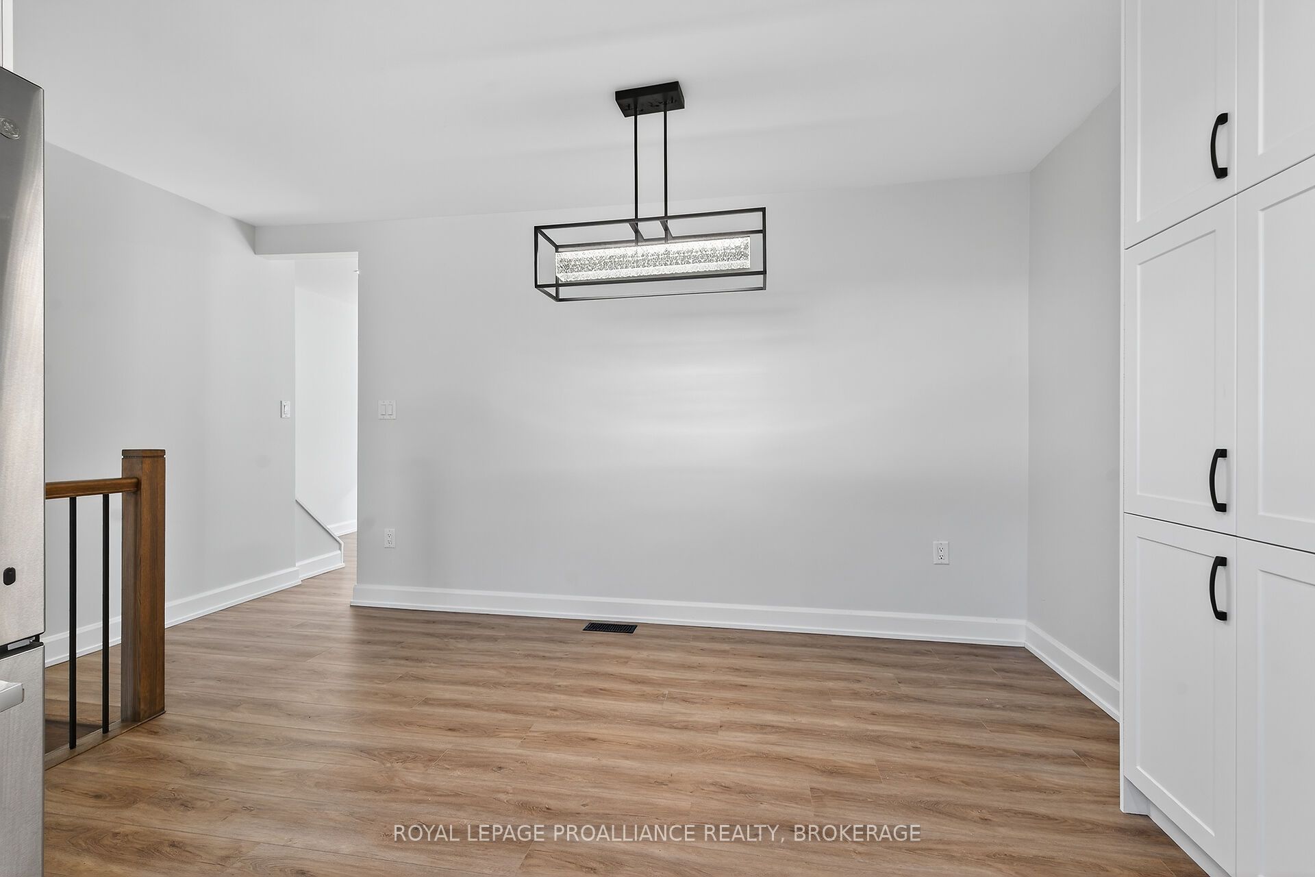 957 Oakview Avenue Property Photo 14