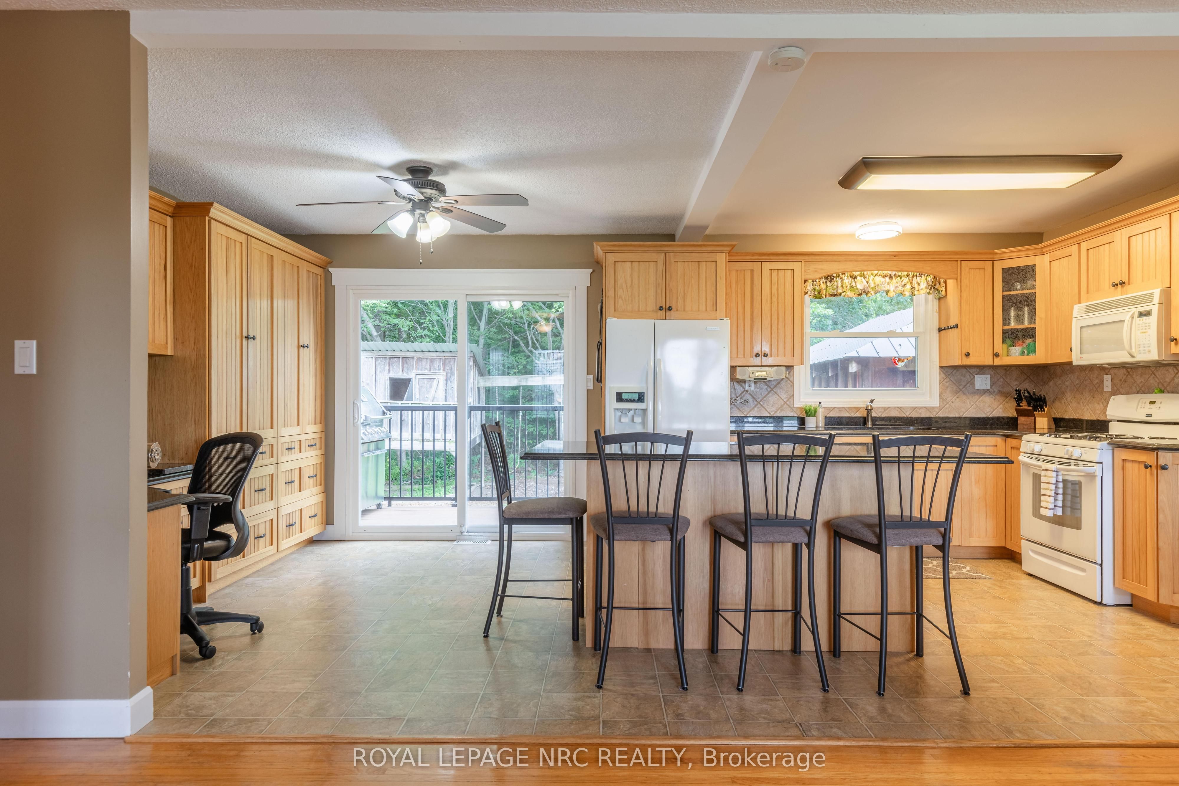54038 Willford Road Property Photo 8