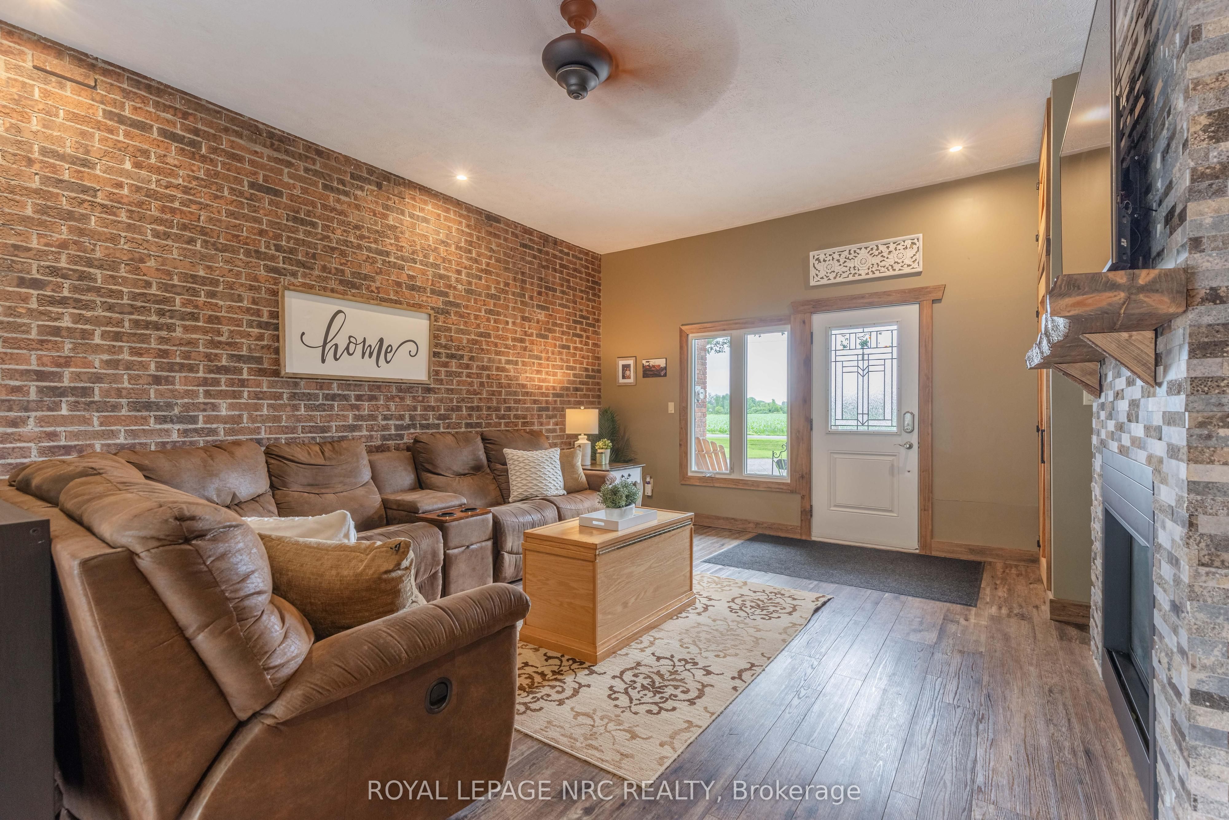 54038 Willford Road Property Photo 16