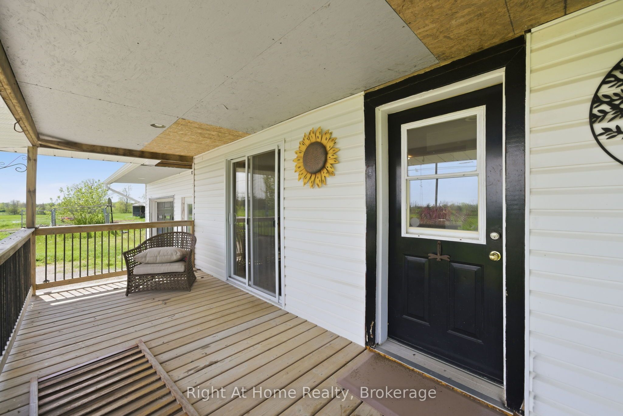 660 County Rd 19 Road Property Photo 4