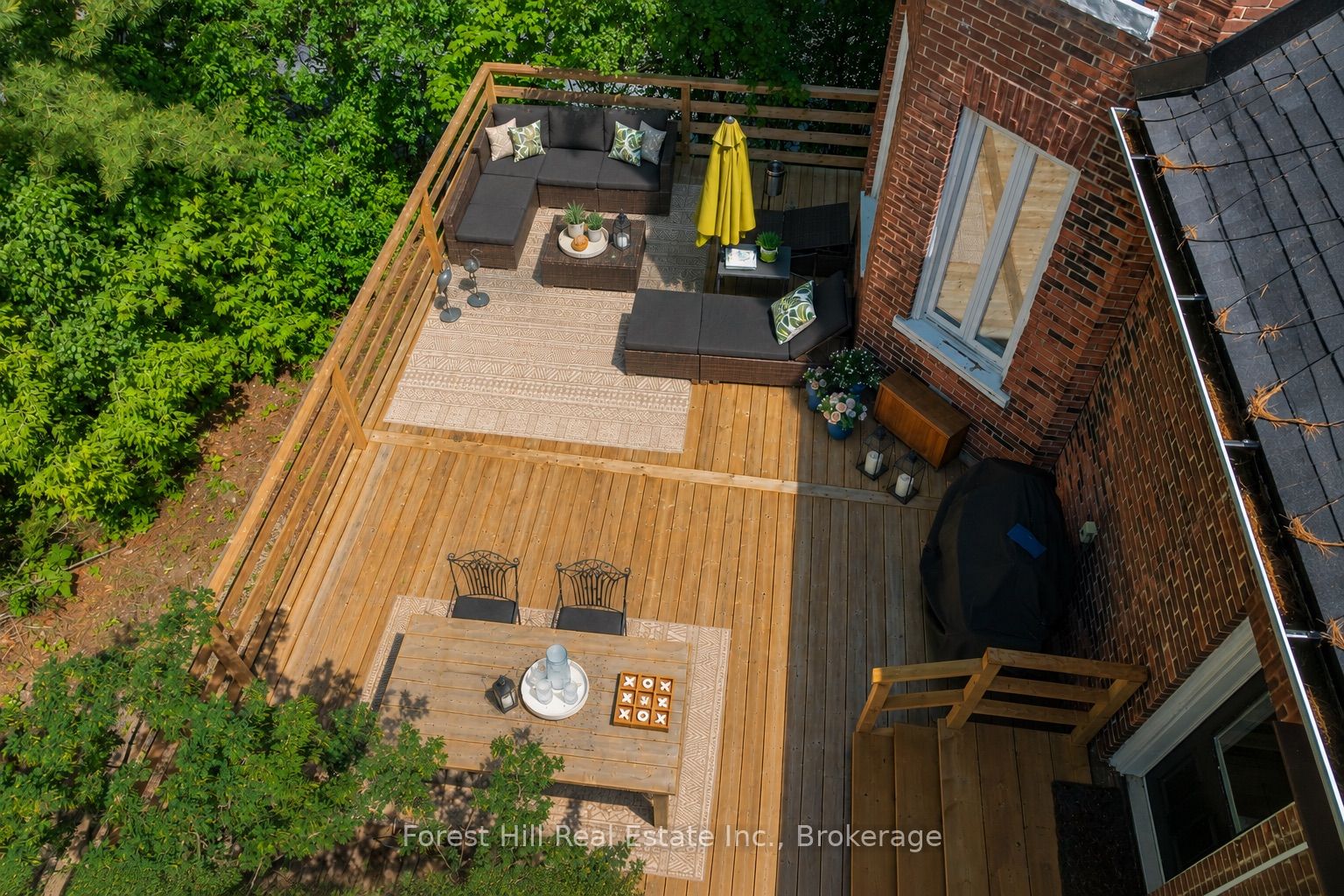 5 Lorne Street N Property Photo 12