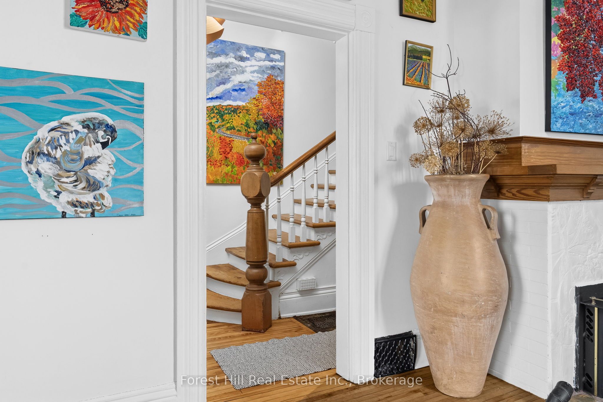 5 Lorne Street N Property Photo 19