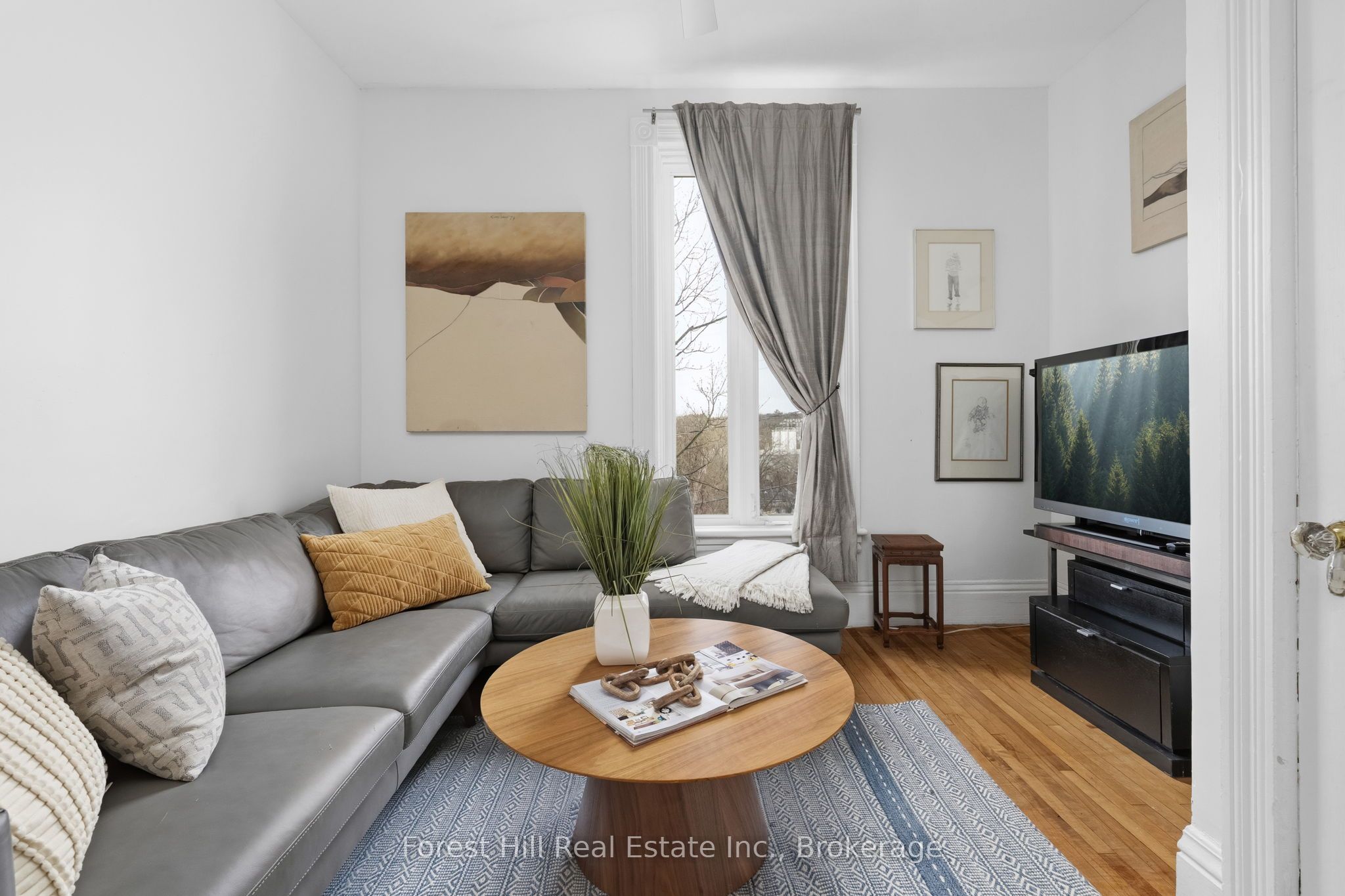5 Lorne Street N Property Photo 33