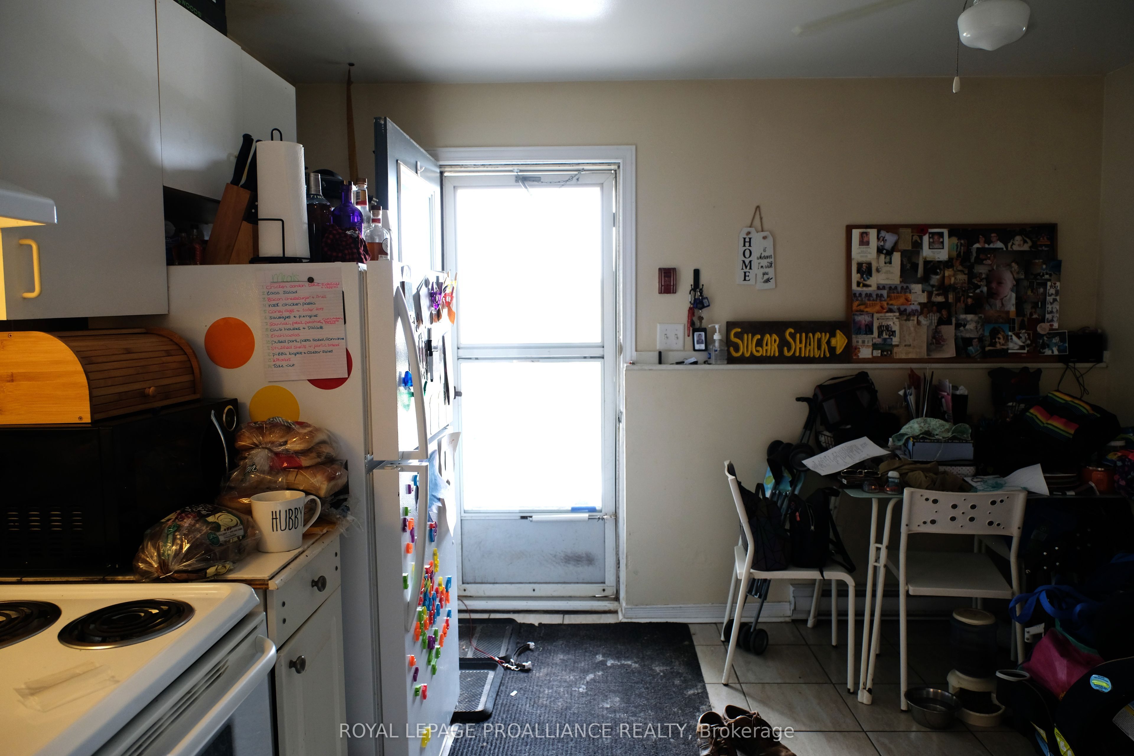 60 Wallbridge Crescent Property Photo 8