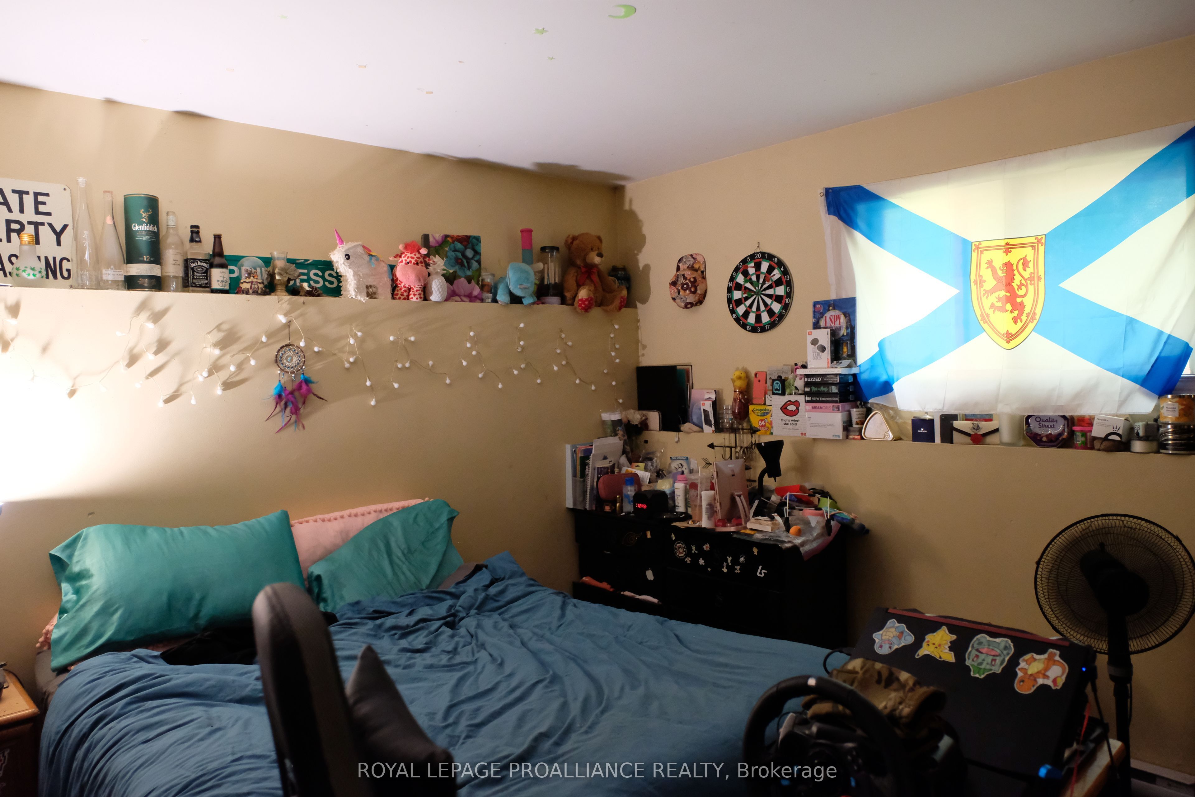 60 Wallbridge Crescent Property Photo 15