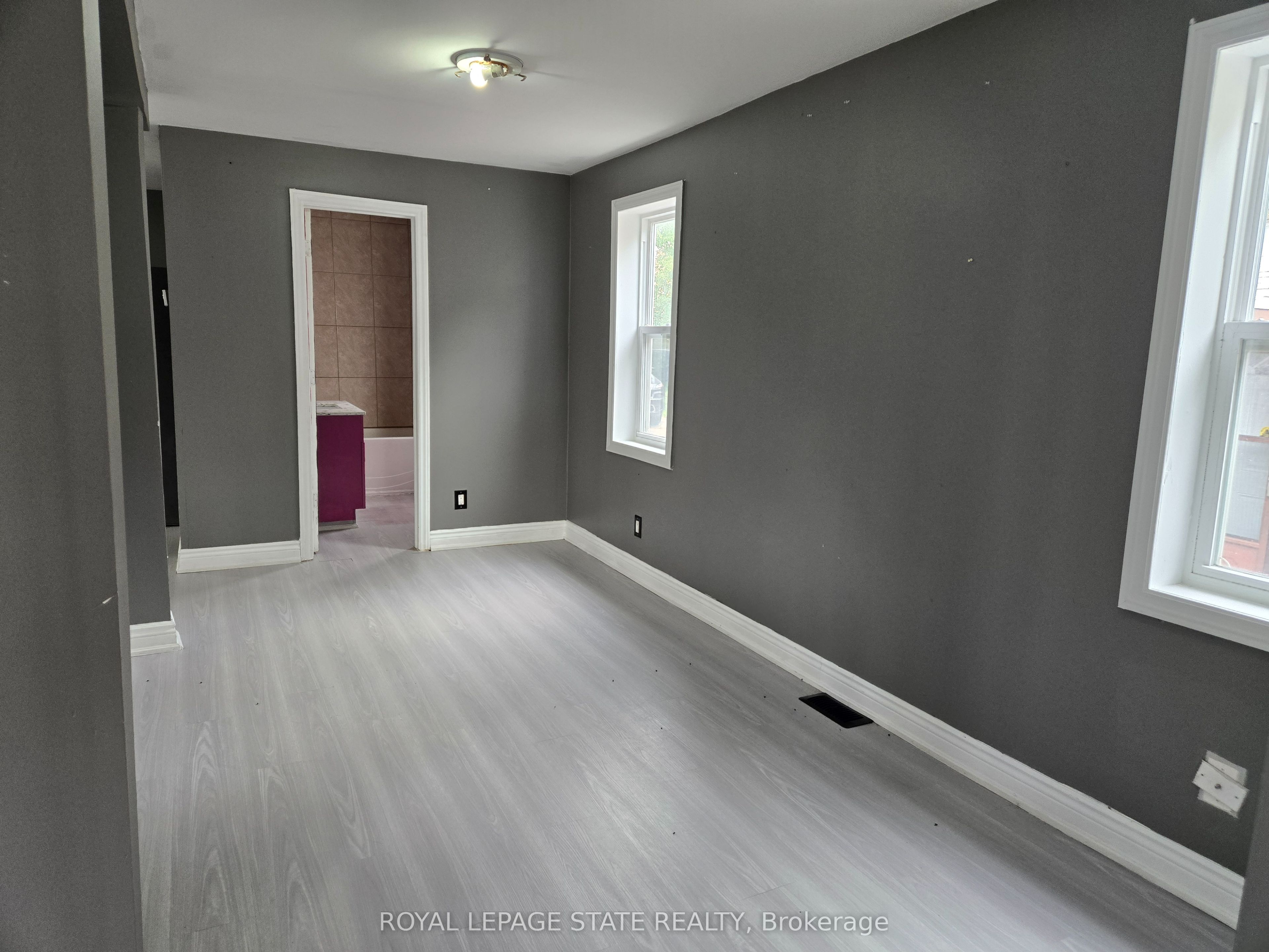 6269 Franklin Avenue Property Photo 7