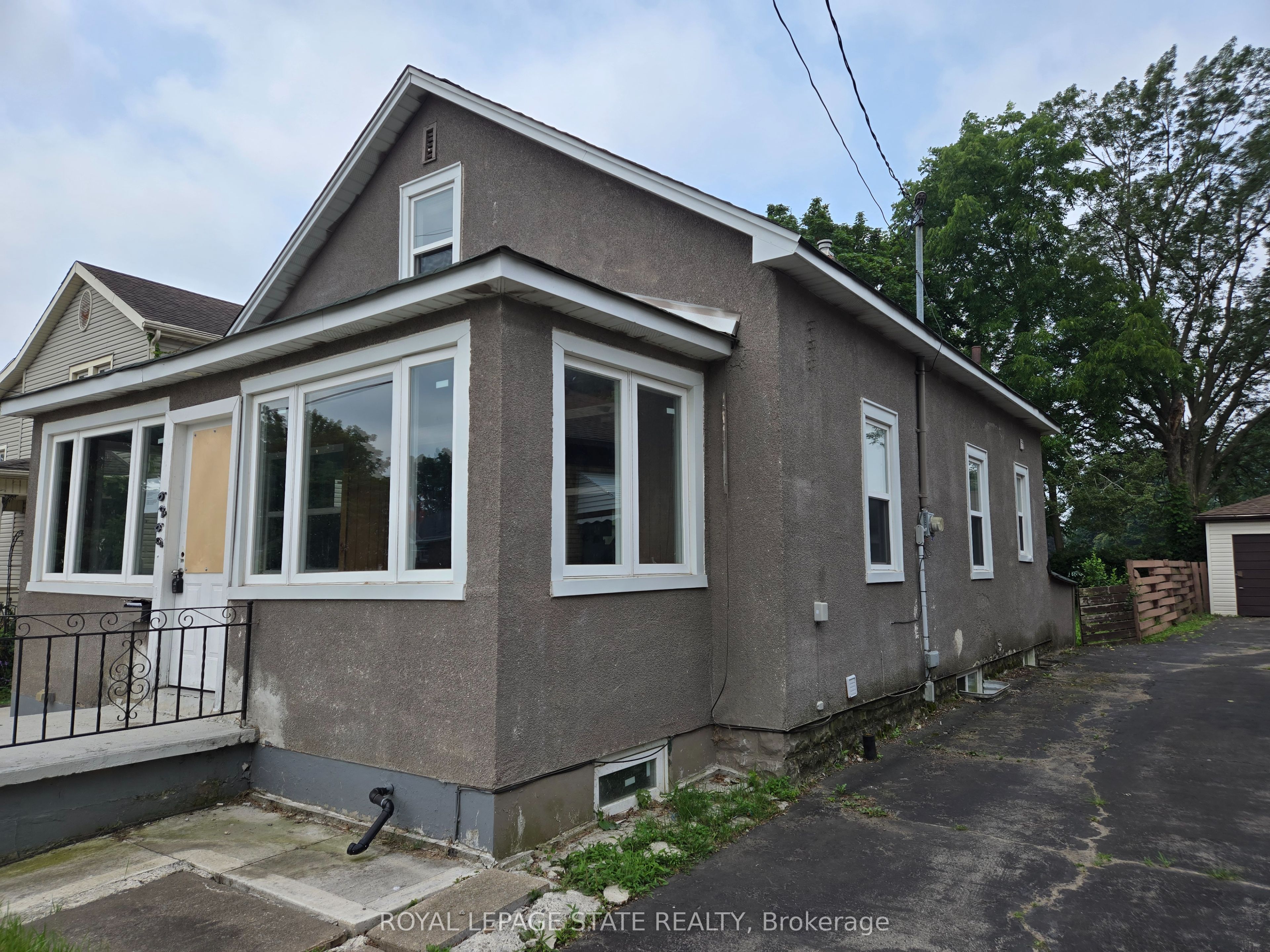6269 Franklin Avenue Property Photo 19