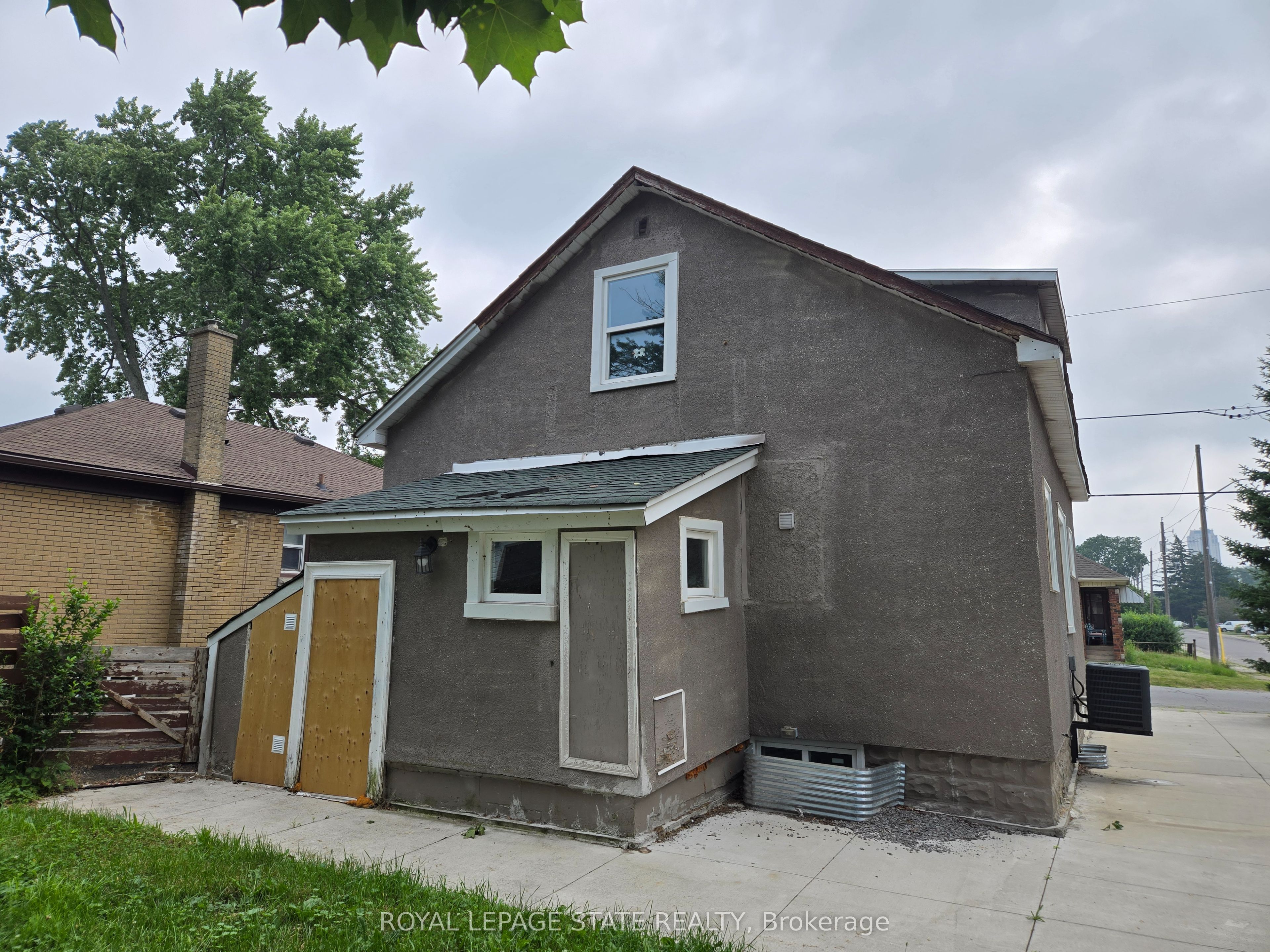 6269 Franklin Avenue Property Photo 22