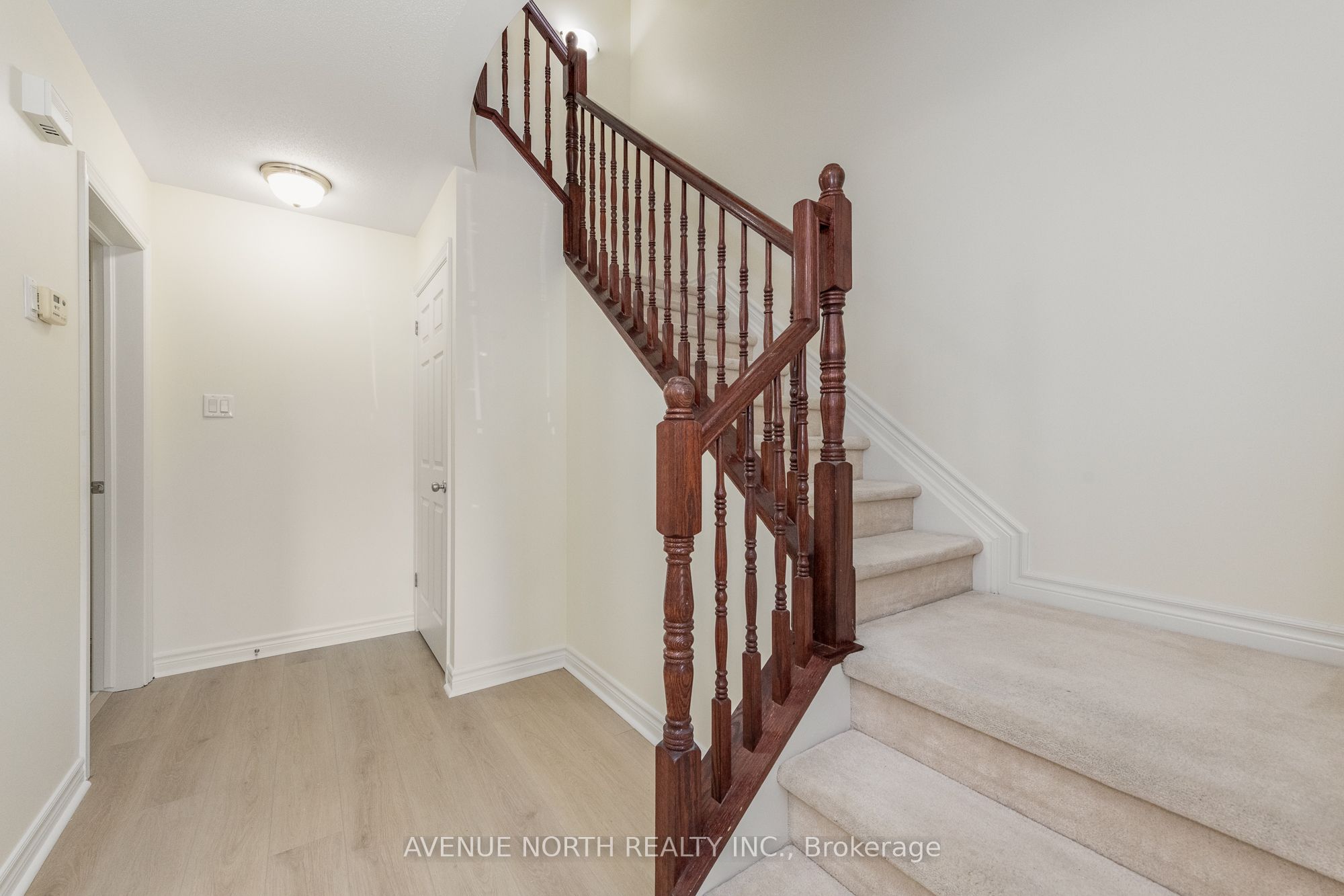 122b Centrepointe Drive Property Photo 7