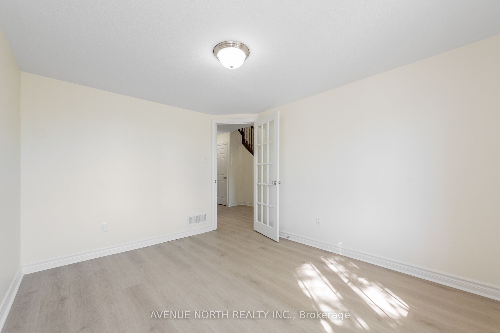 122b Centrepointe Drive Property Photo 11
