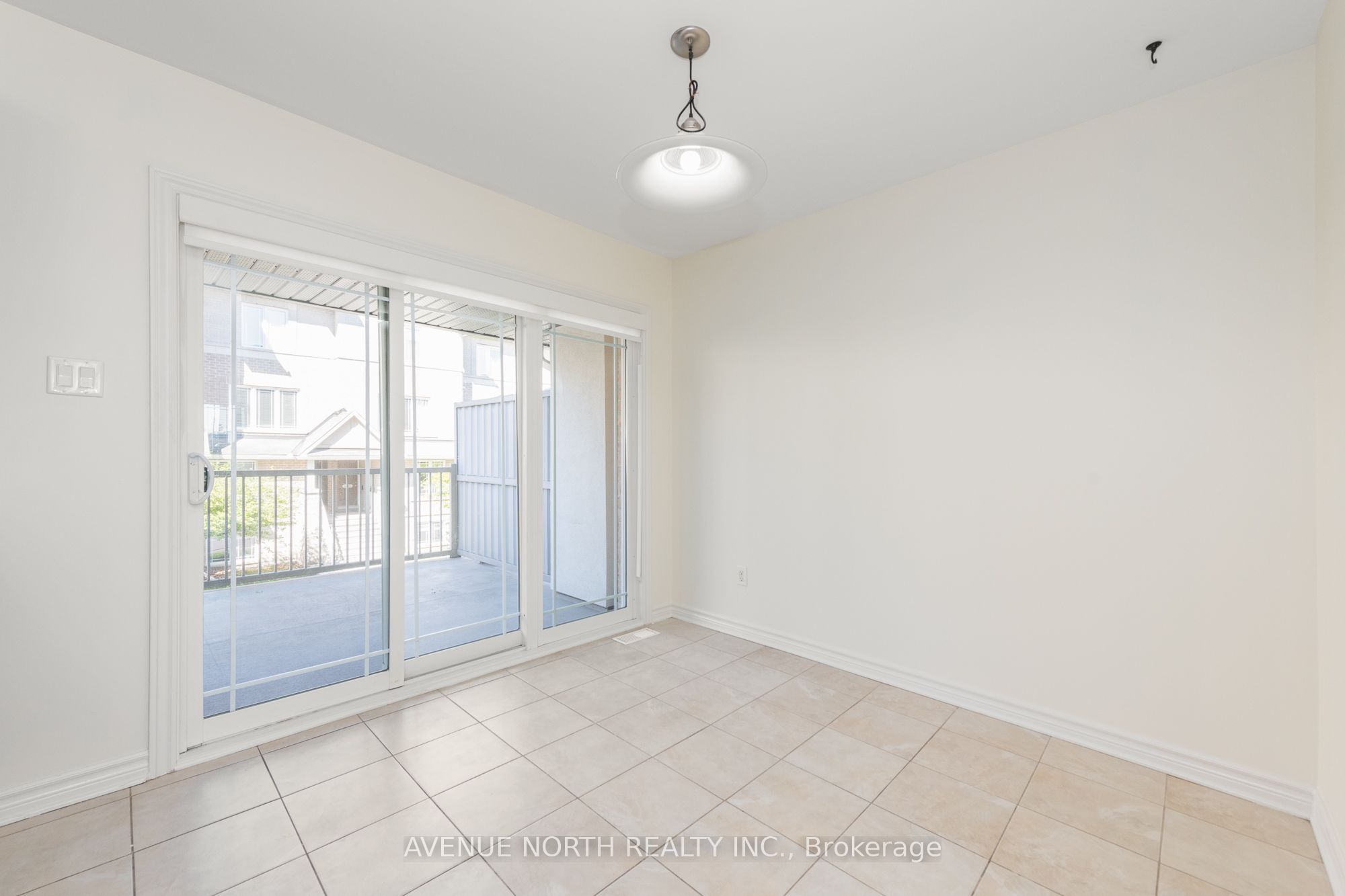 122b Centrepointe Drive Property Photo 27