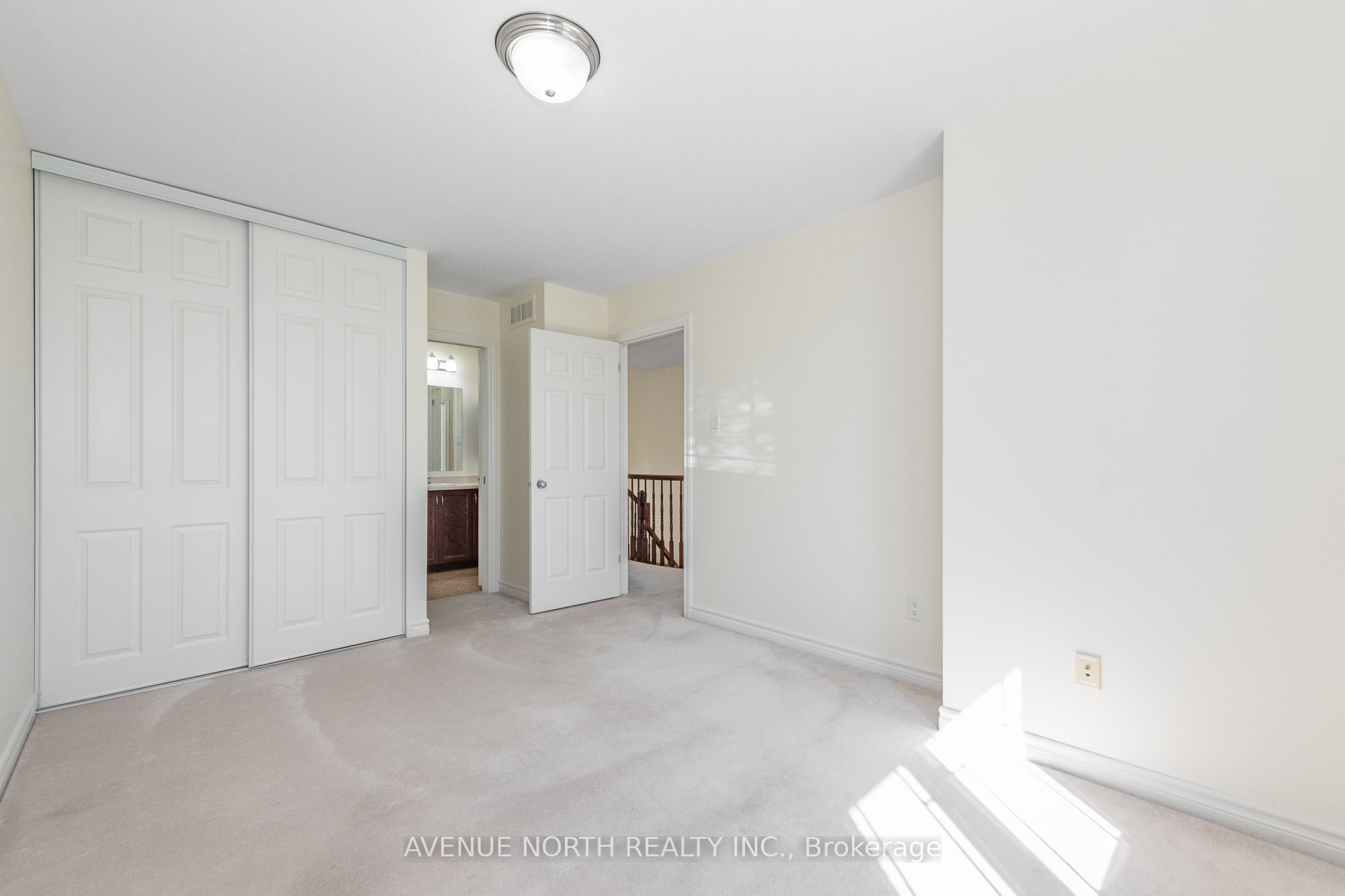 122b Centrepointe Drive Property Photo 37