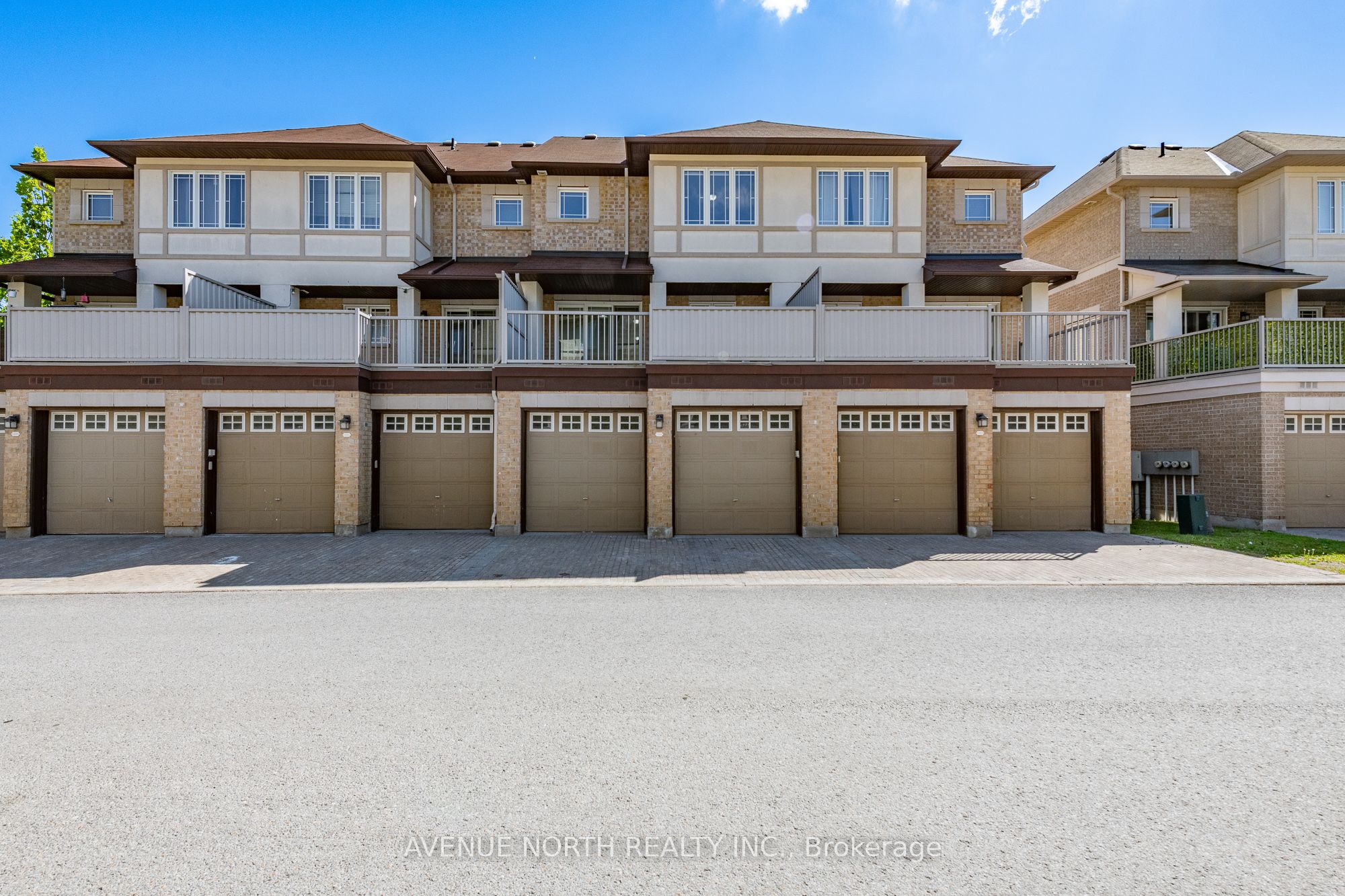 122b Centrepointe Drive Property Photo 47