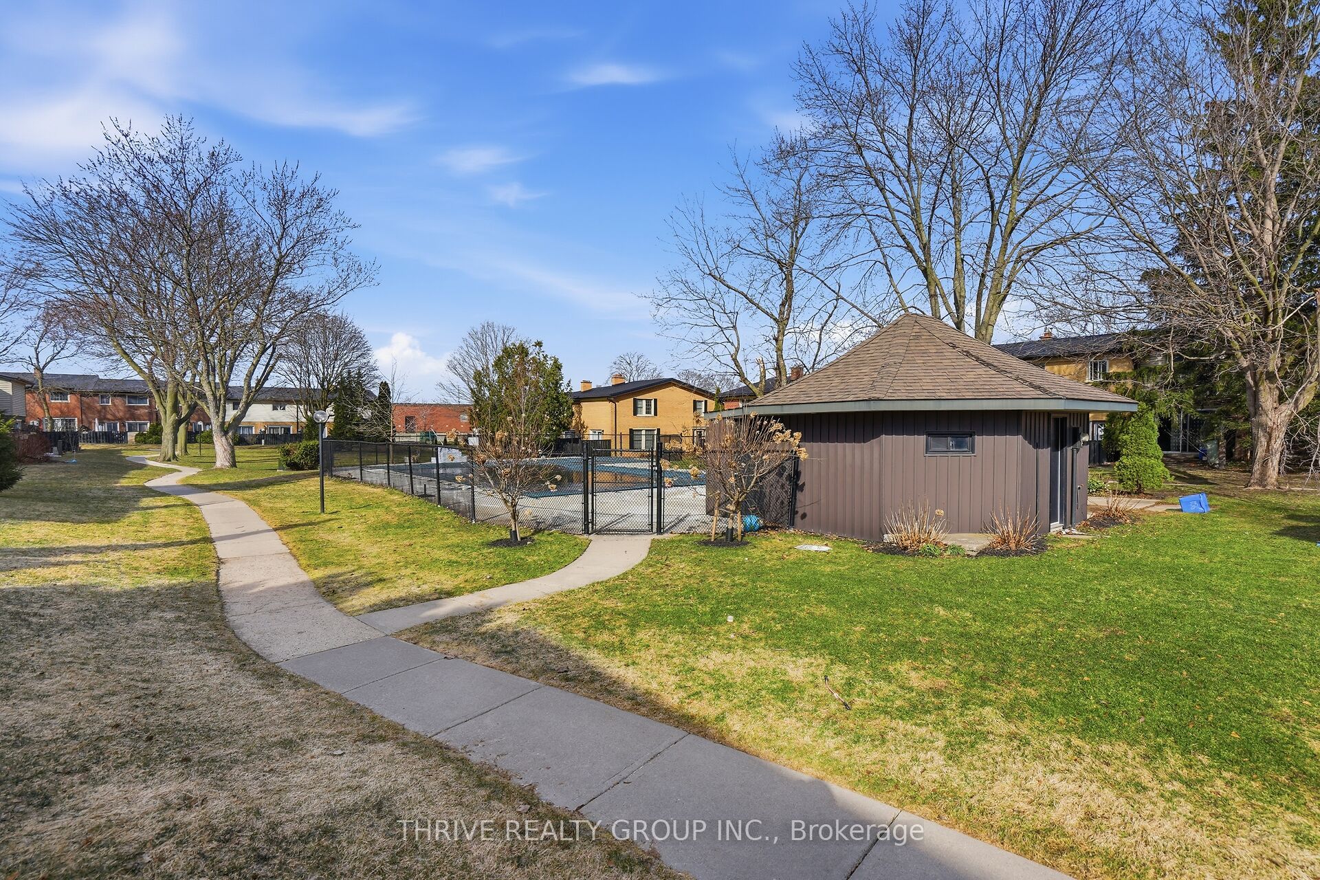 12 Guildwood Walk Property Photo 29