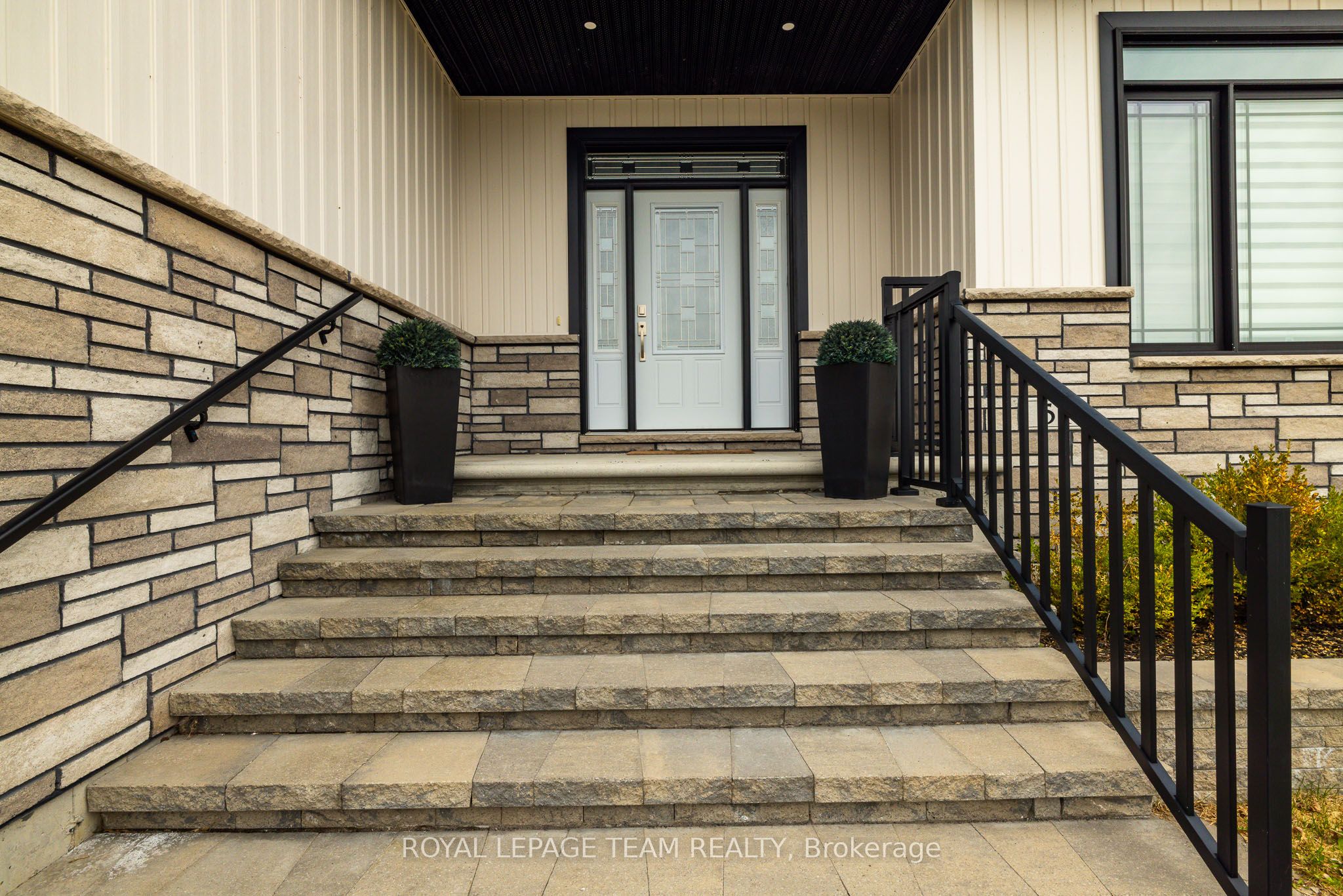 51 Westerra Way Property Photo 4