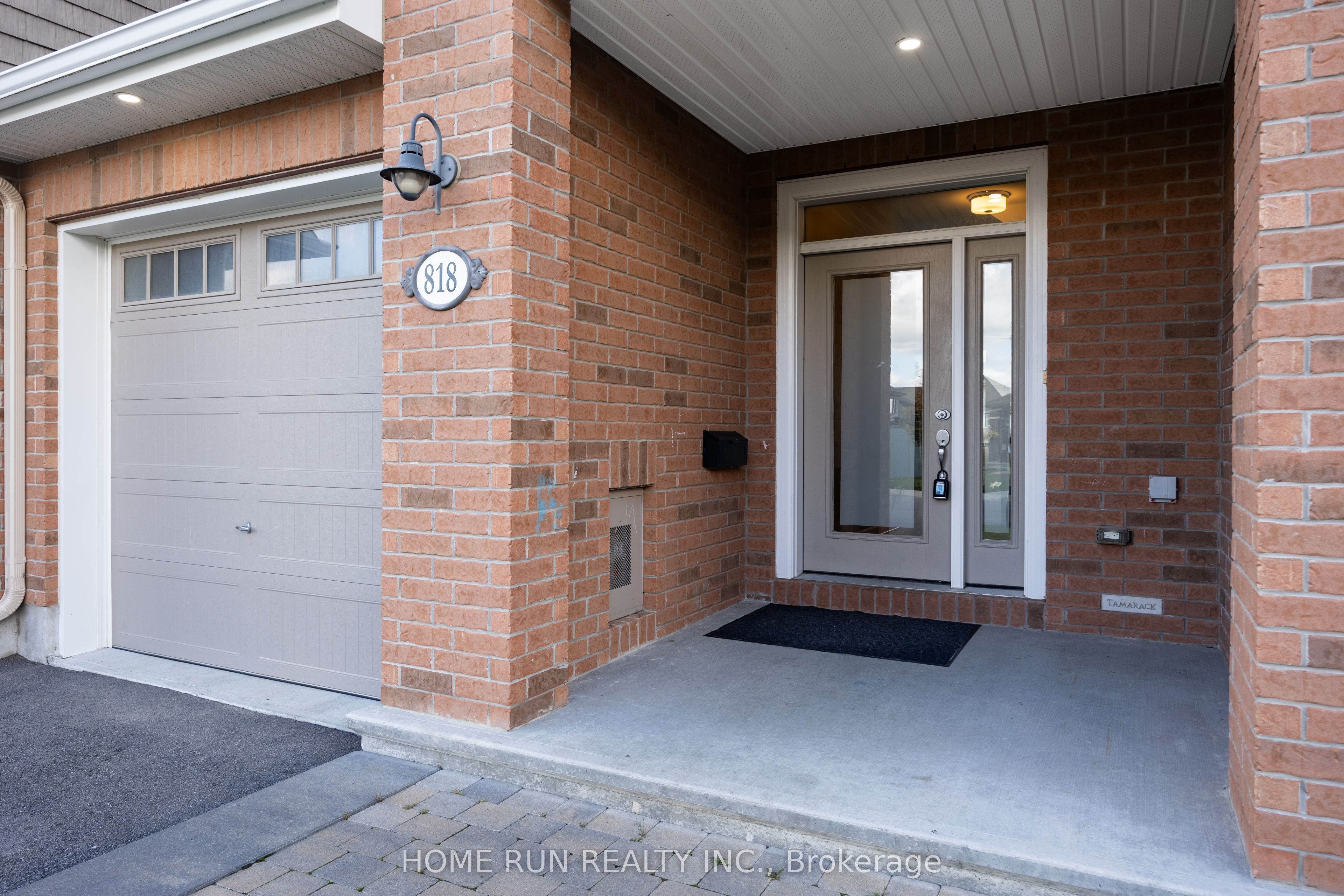 818 Clapham Terrace Property Photo 2