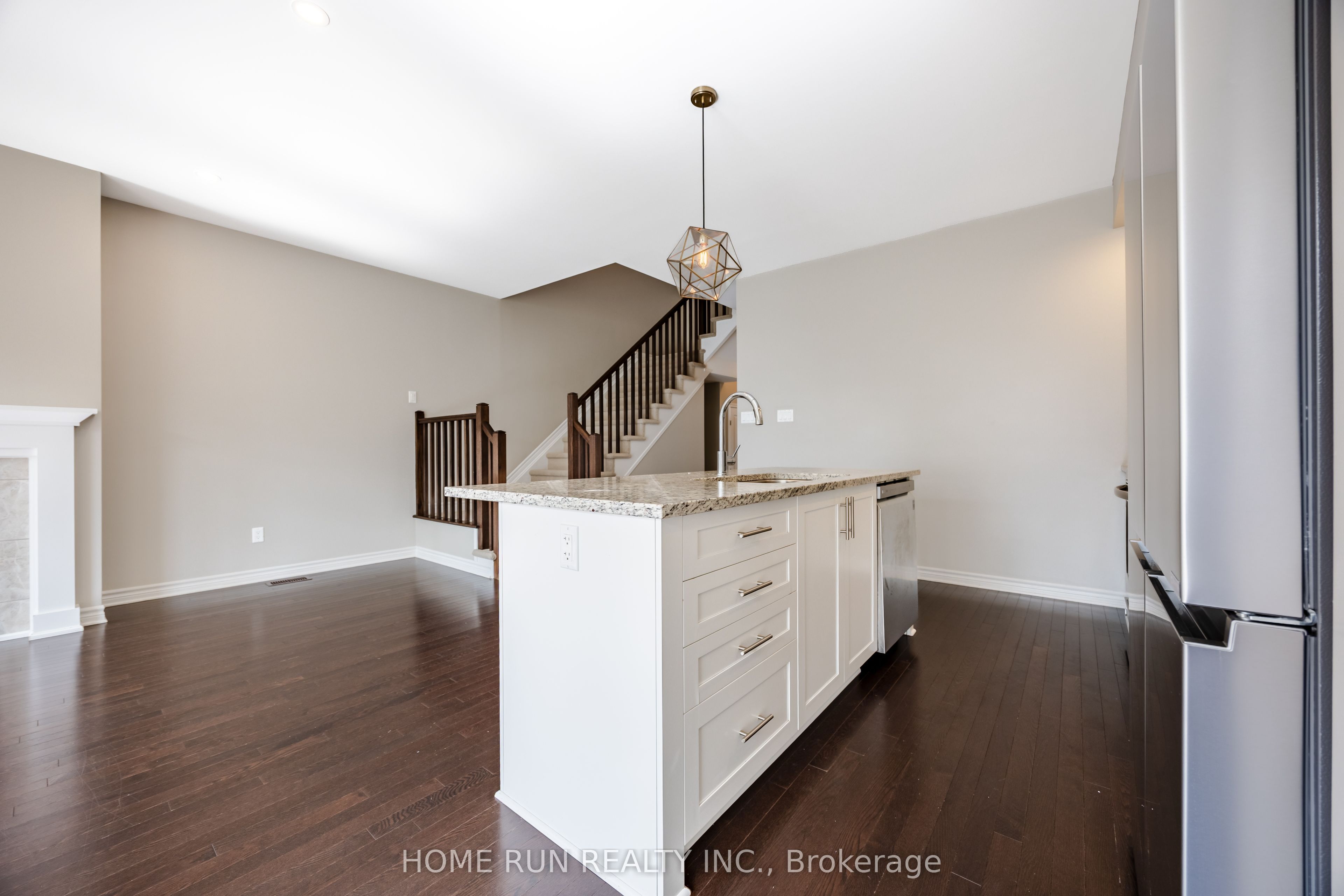 818 Clapham Terrace Property Photo 13