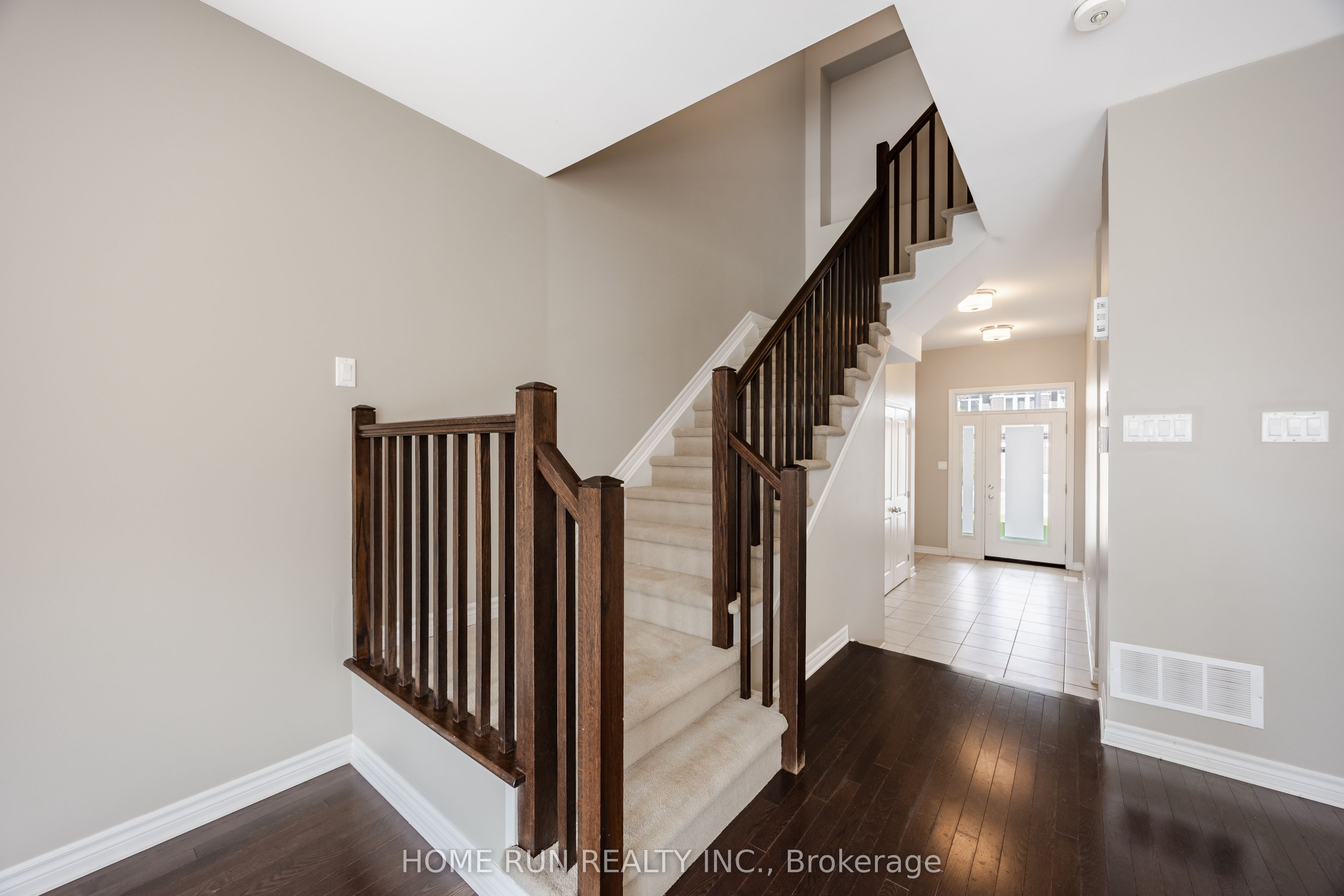 818 Clapham Terrace Property Photo 17