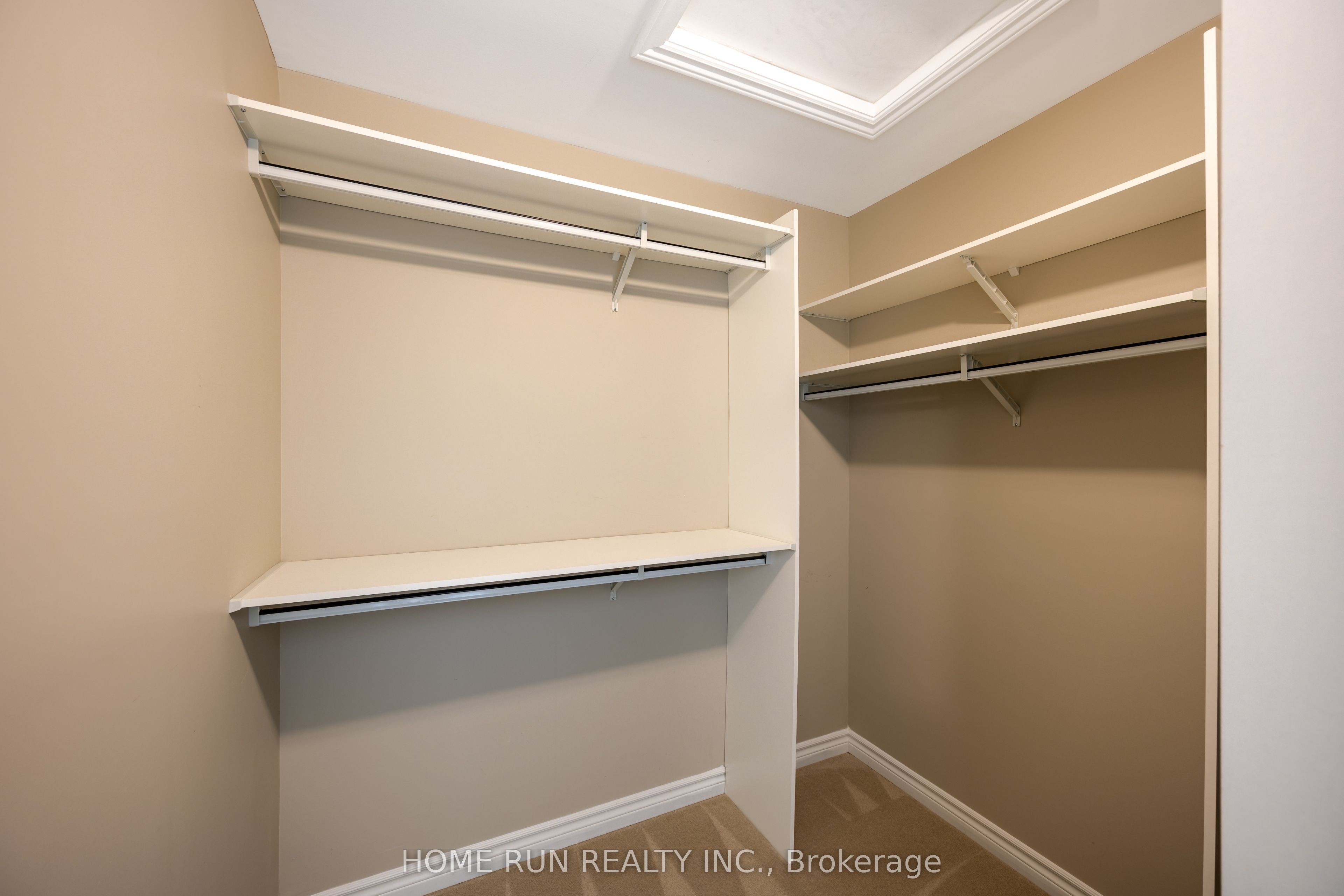 818 Clapham Terrace Property Photo 27