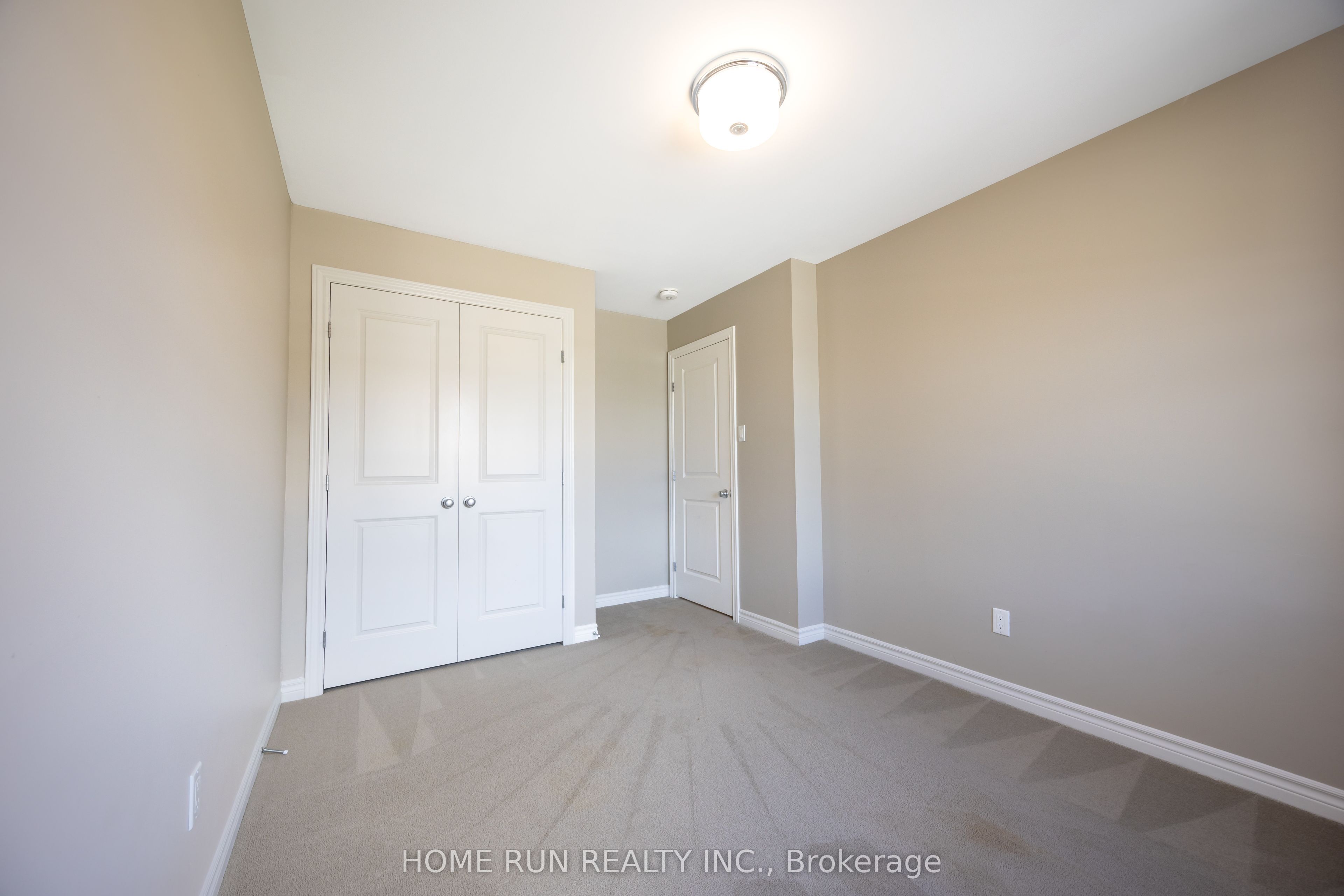 818 Clapham Terrace Property Photo 32