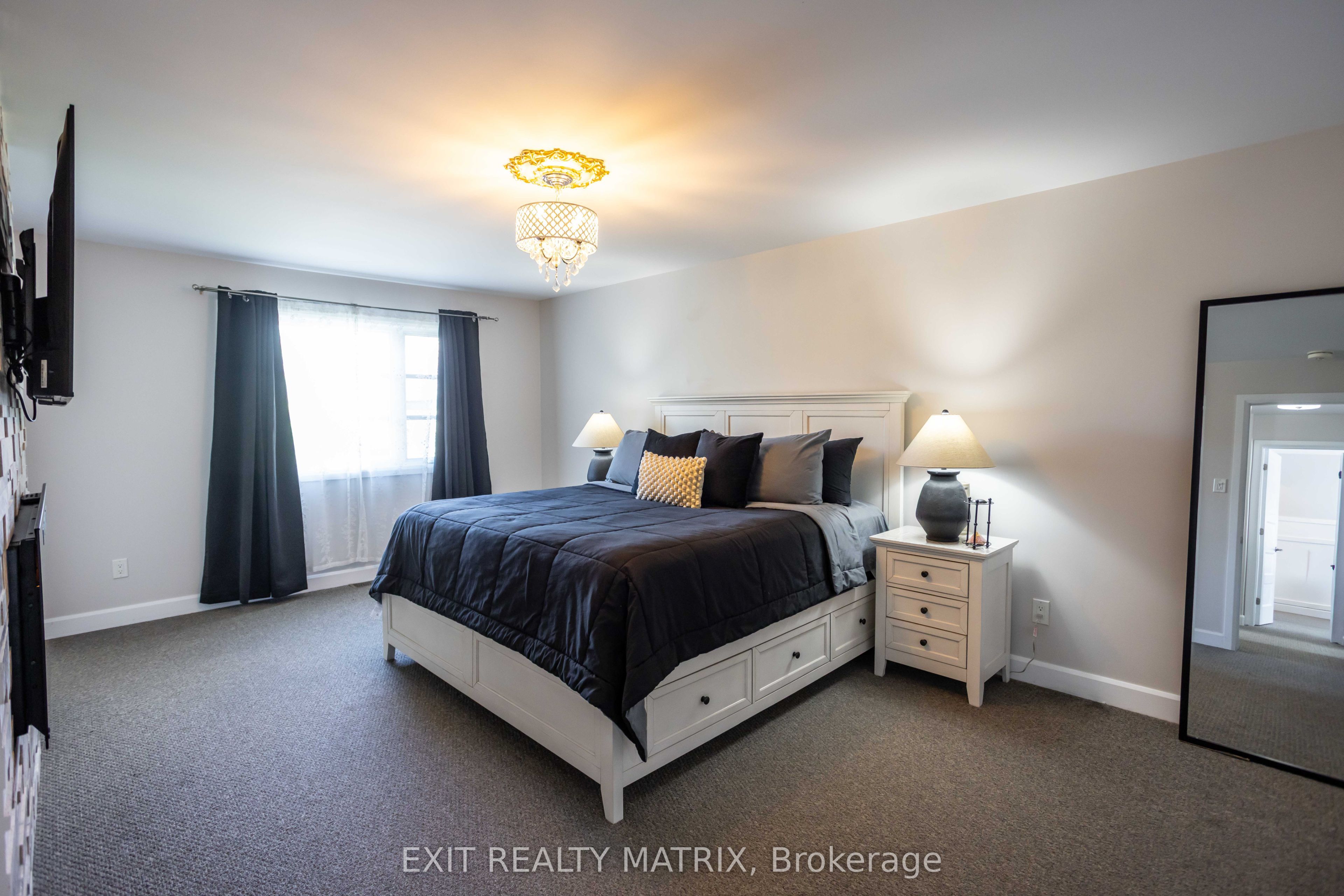 431 Provence Avenue Property Photo 15