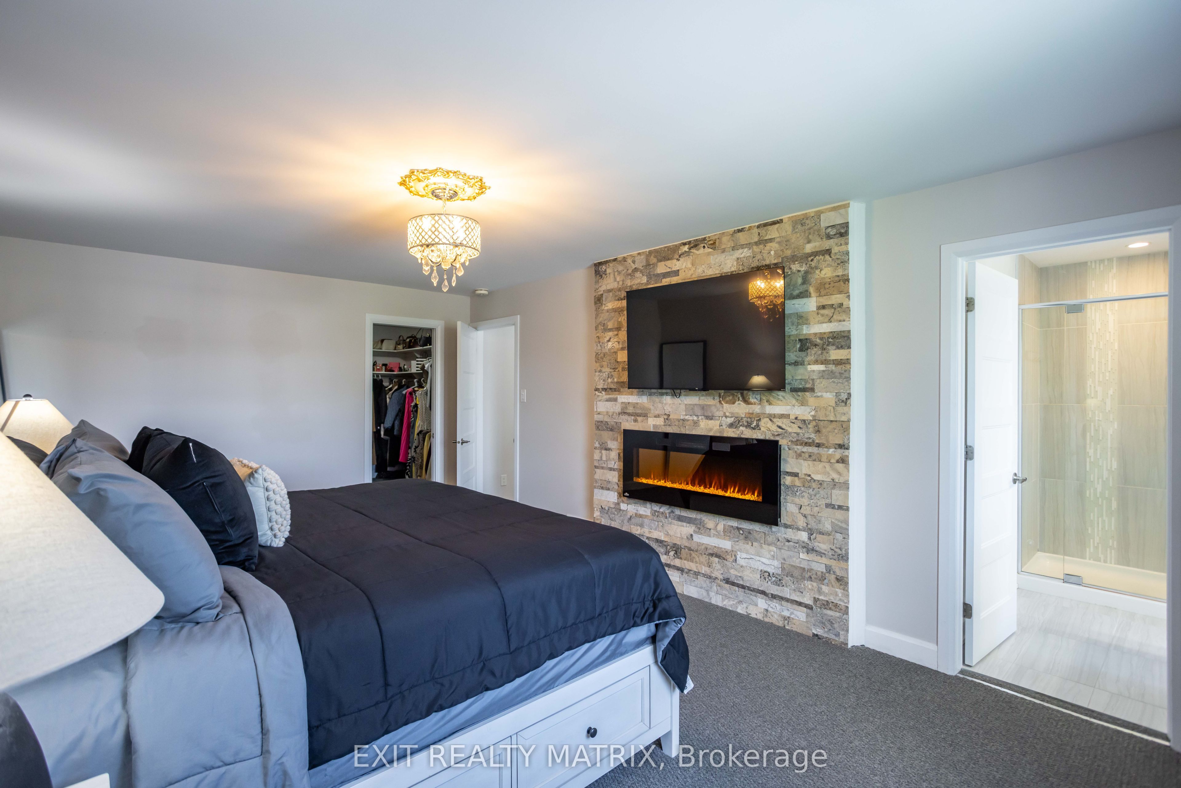 431 Provence Avenue Property Photo 16