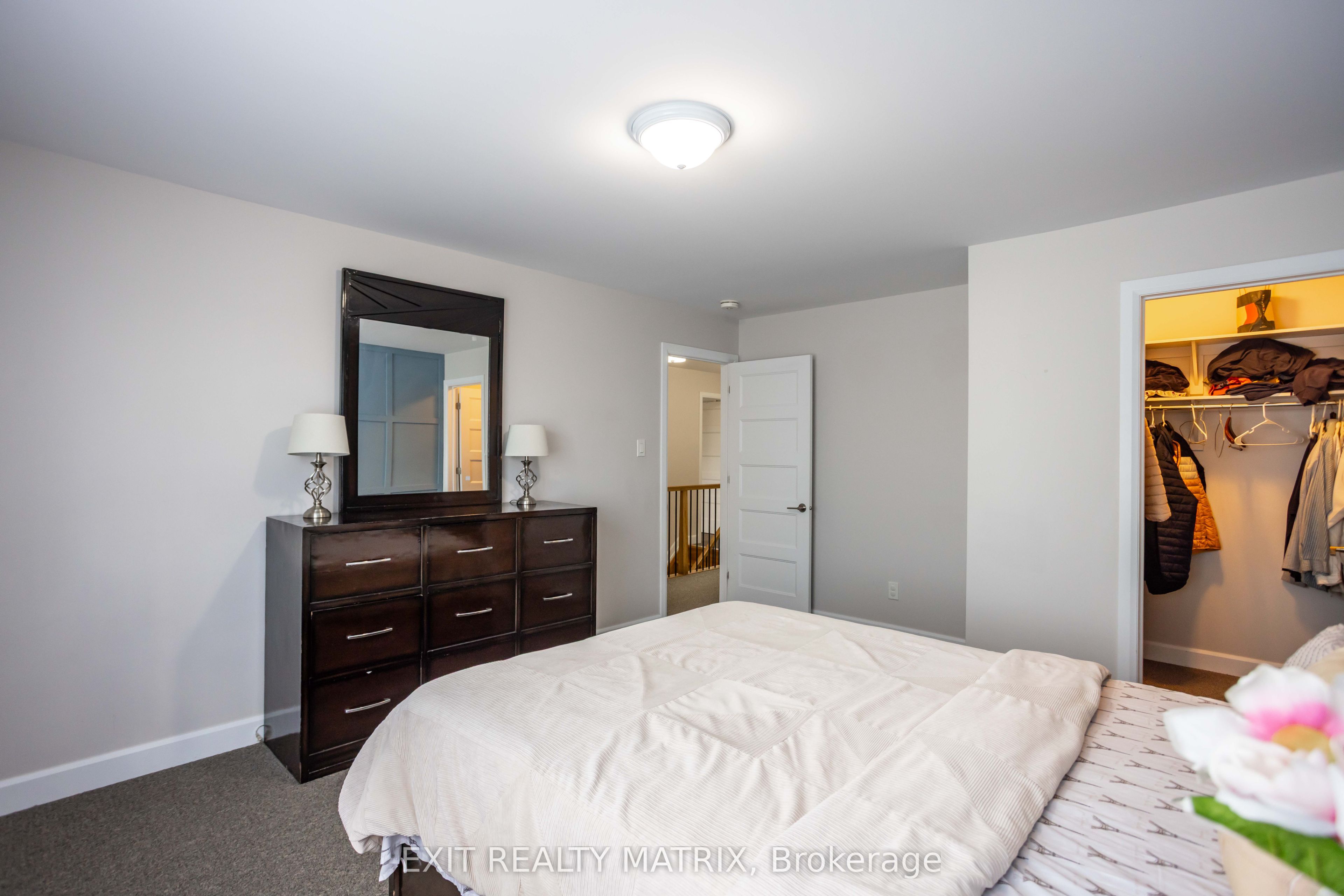 431 Provence Avenue Property Photo 26
