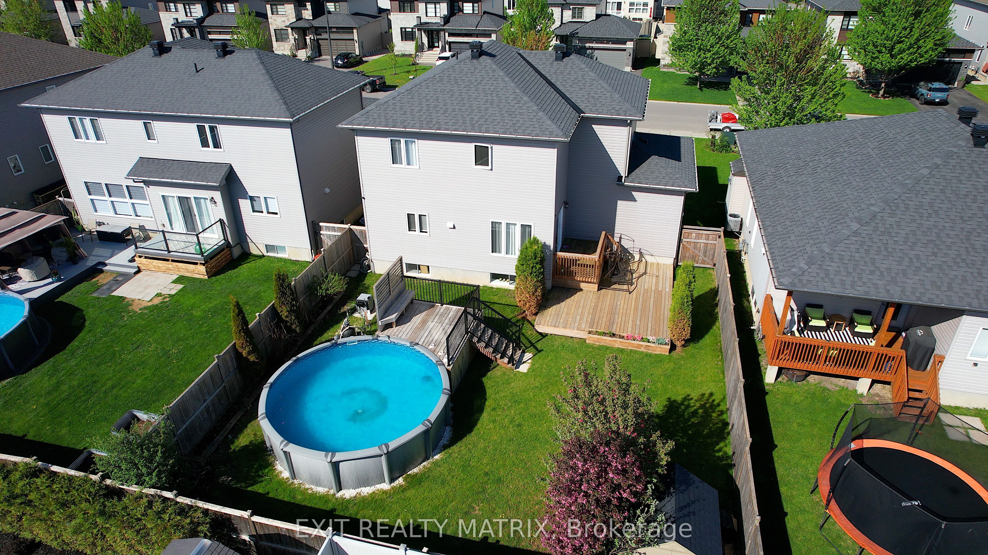 431 Provence Avenue Property Photo 43
