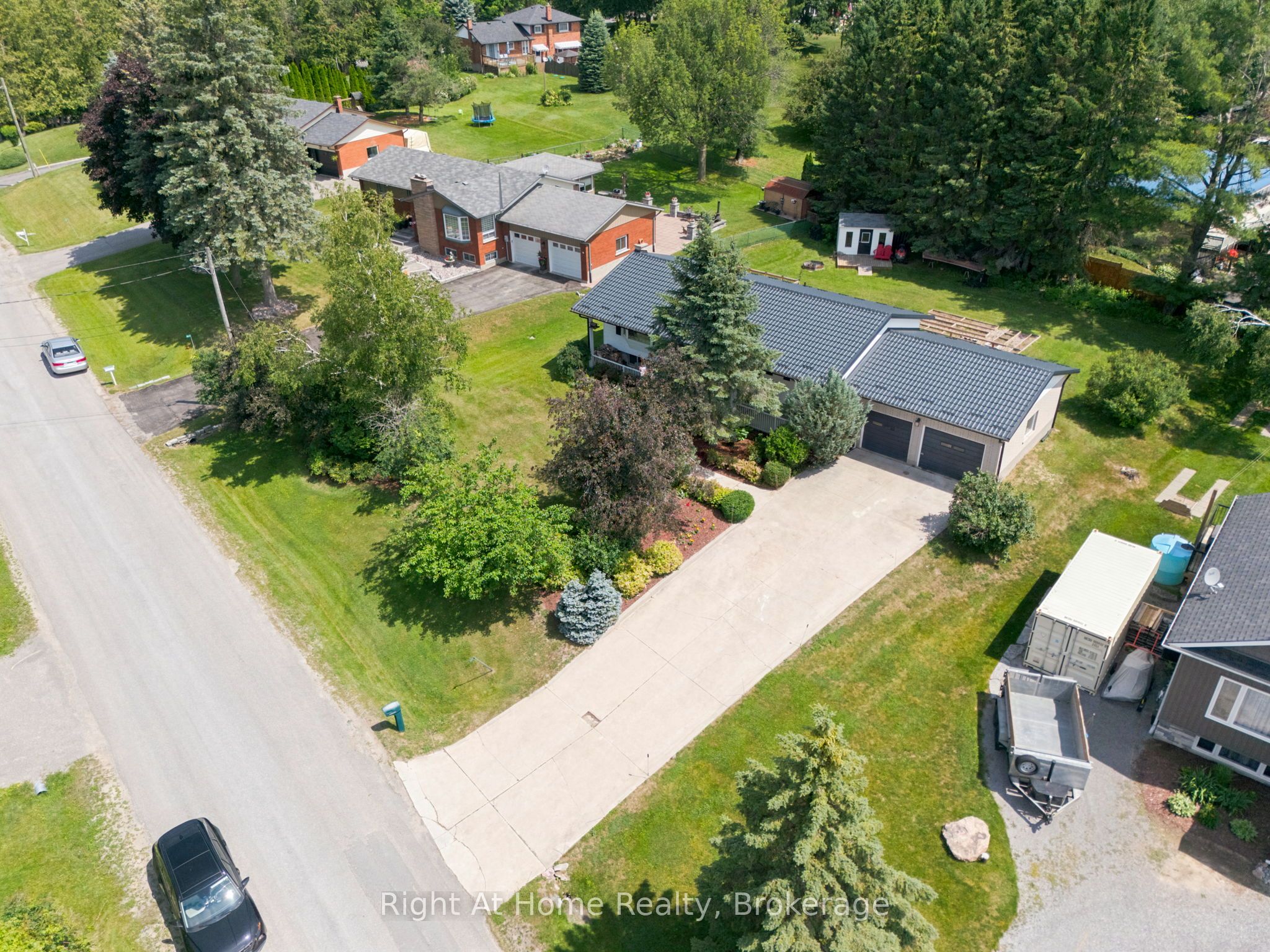 659 Foley Road Property Photo 2