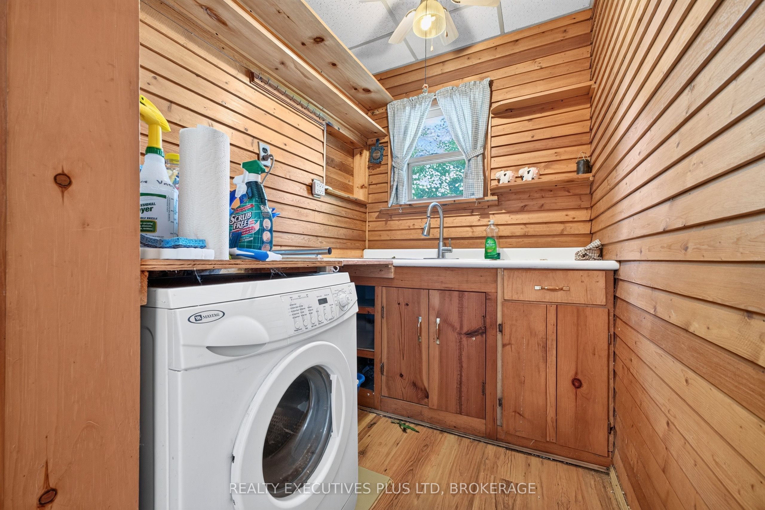 3907 Alexandra Road Property Photo 13
