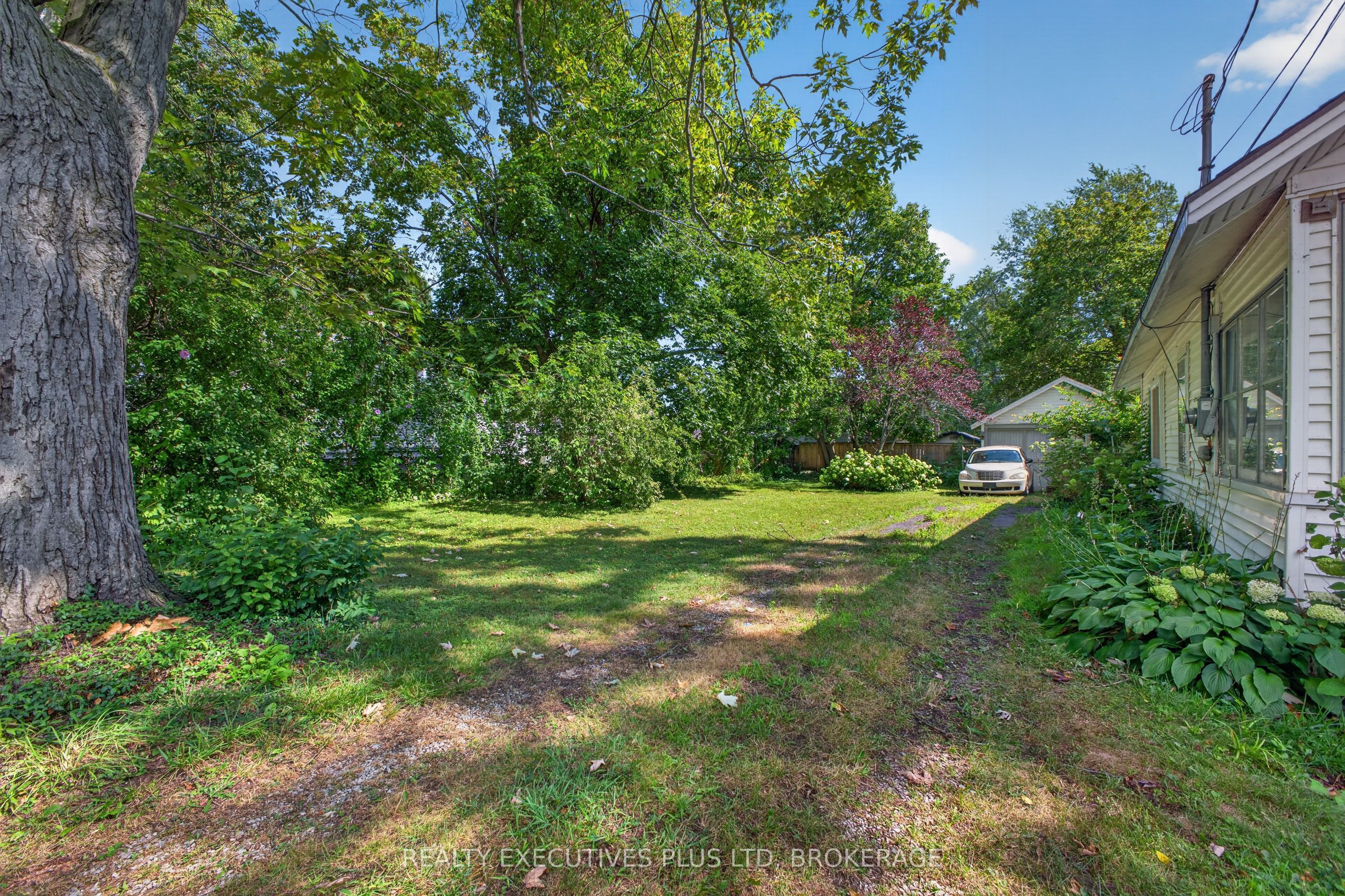 3907 Alexandra Road Property Photo 20