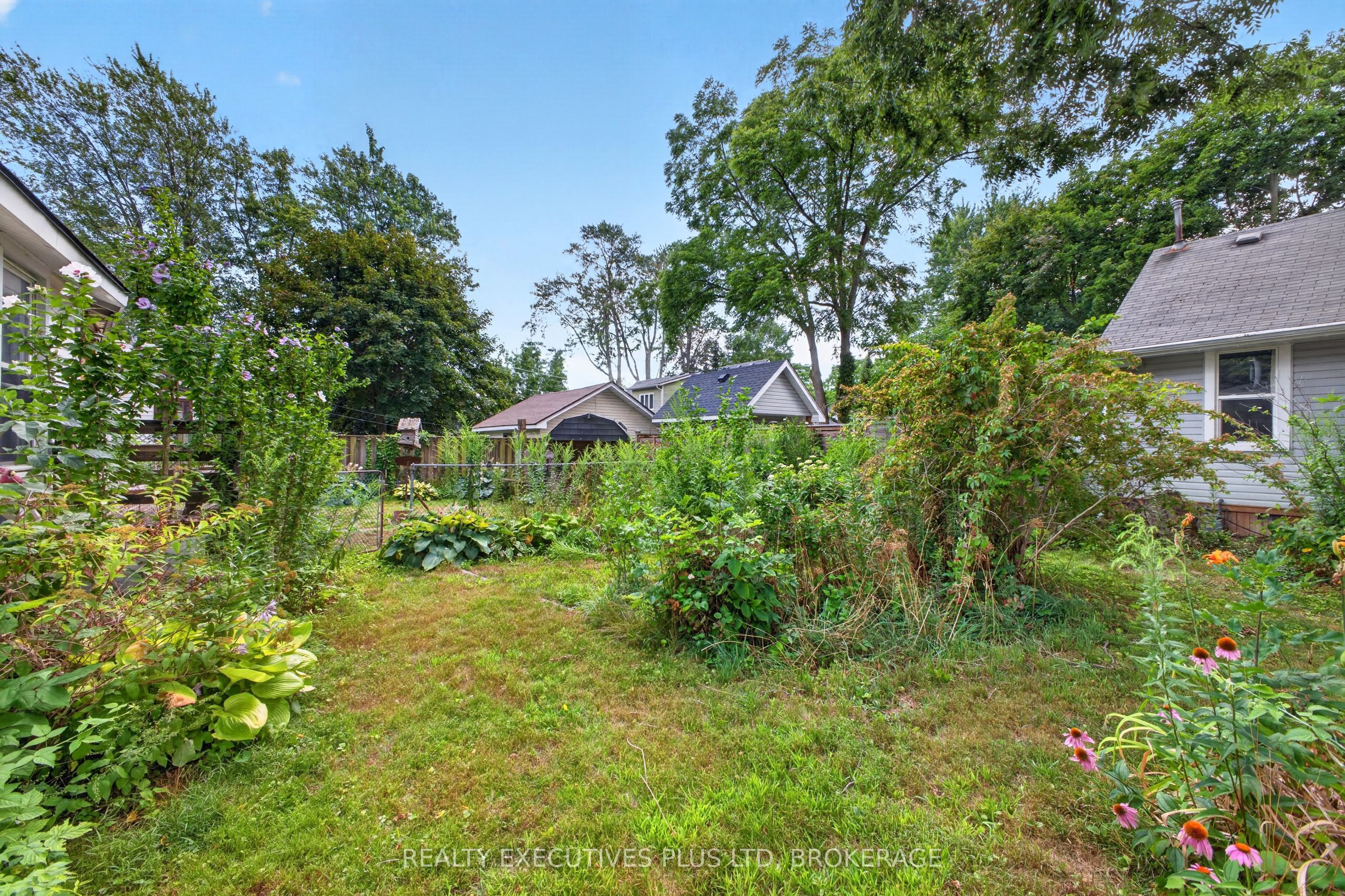 3907 Alexandra Road Property Photo 26