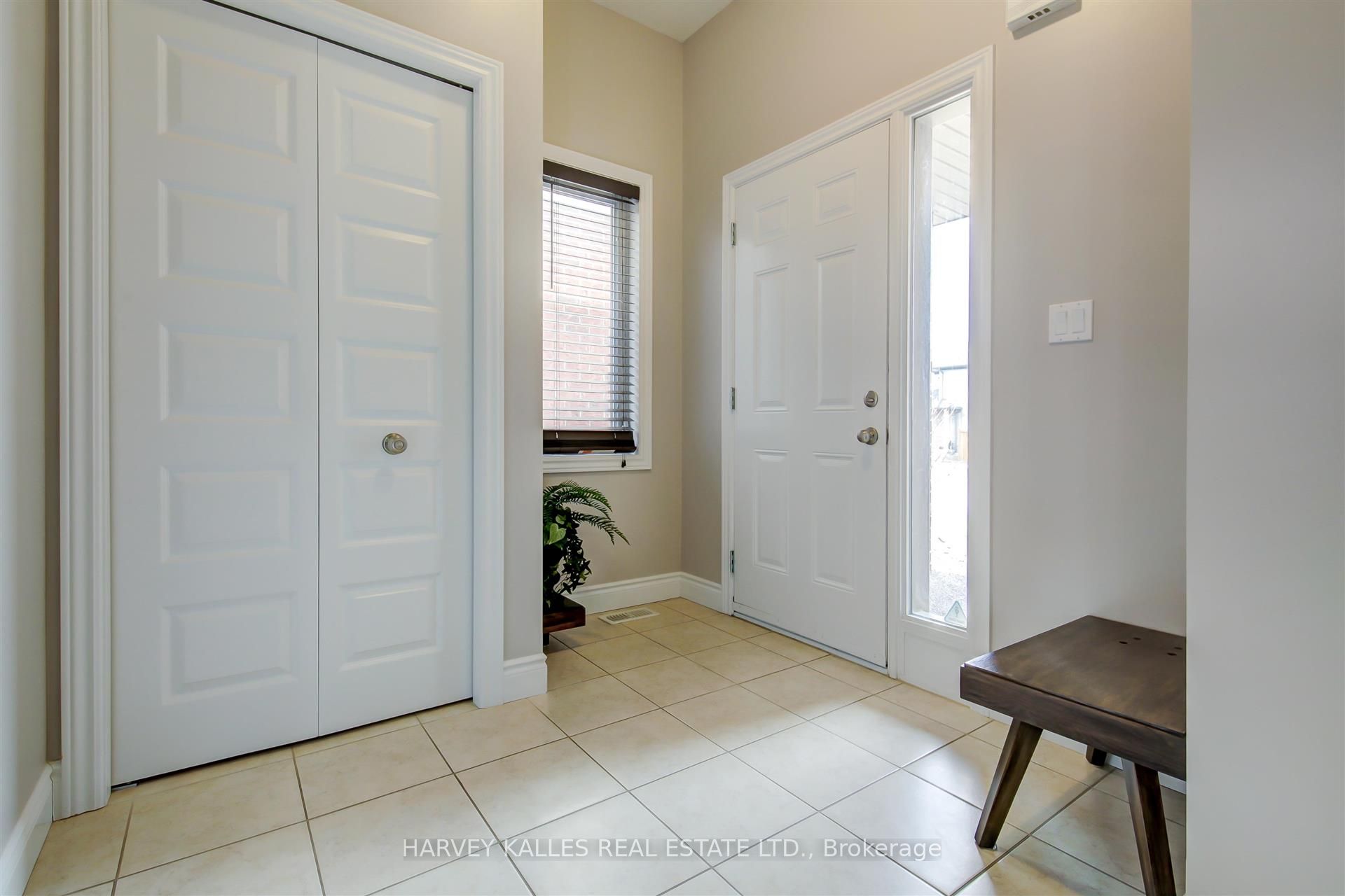106 Eden Oak Trail Property Photo 4
