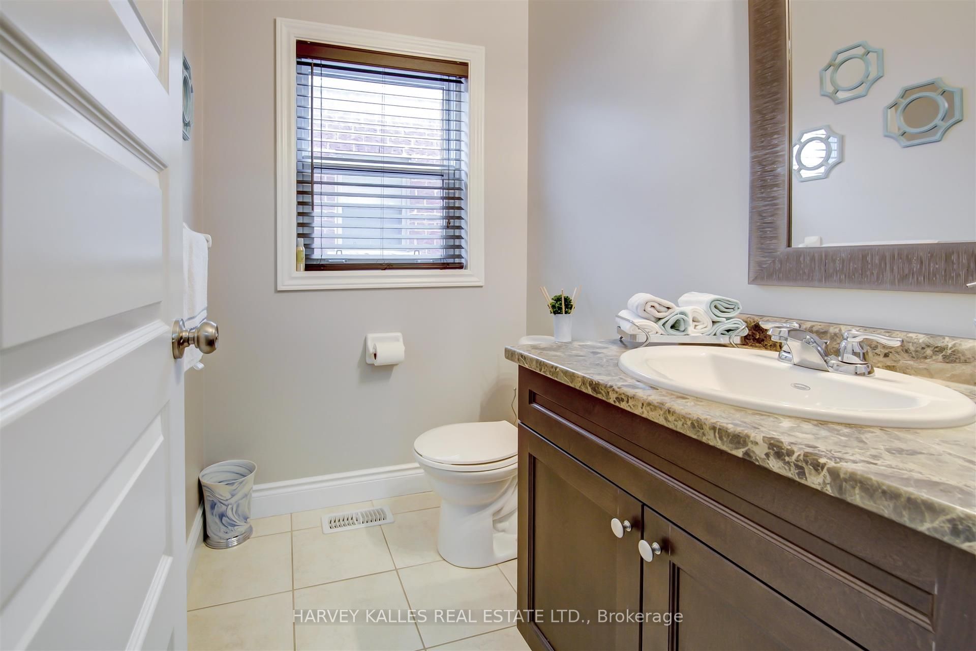 106 Eden Oak Trail Property Photo 15