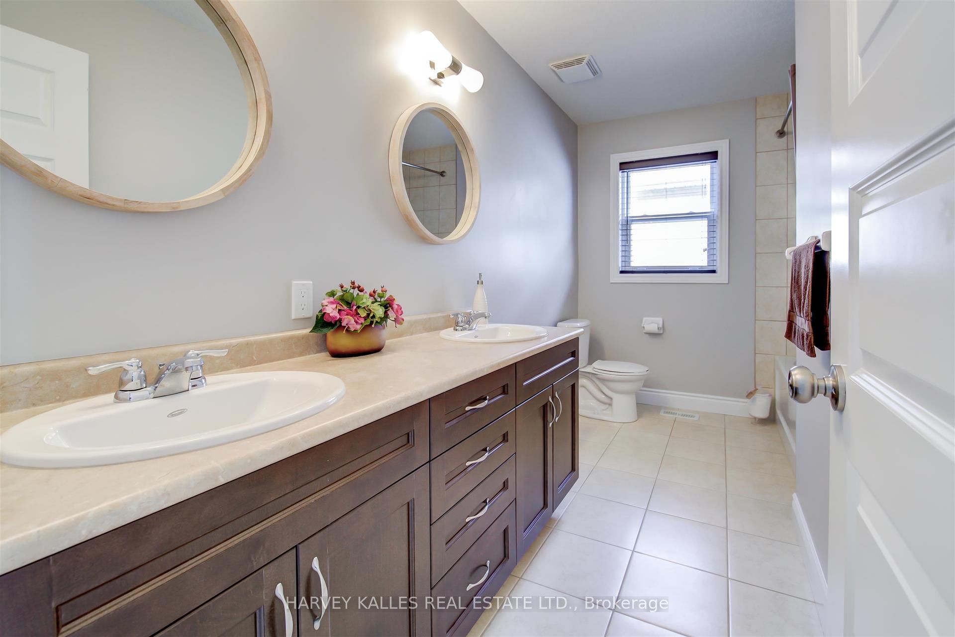 106 Eden Oak Trail Property Photo 22