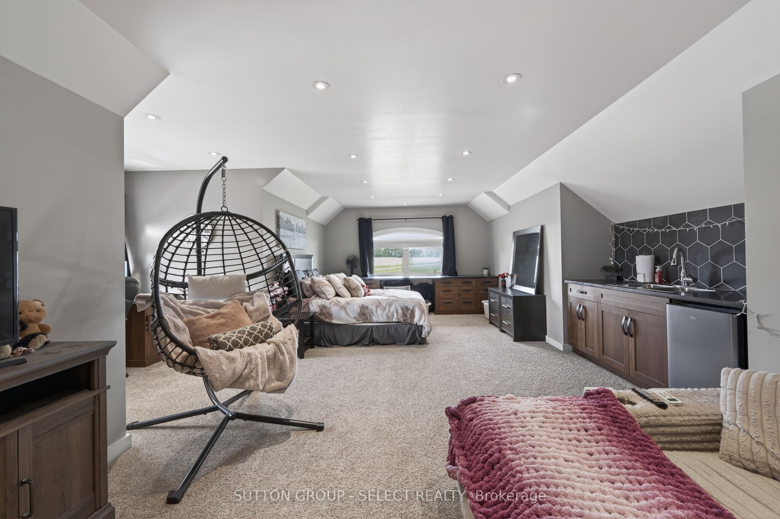 404417 Union Road Property Photo 24