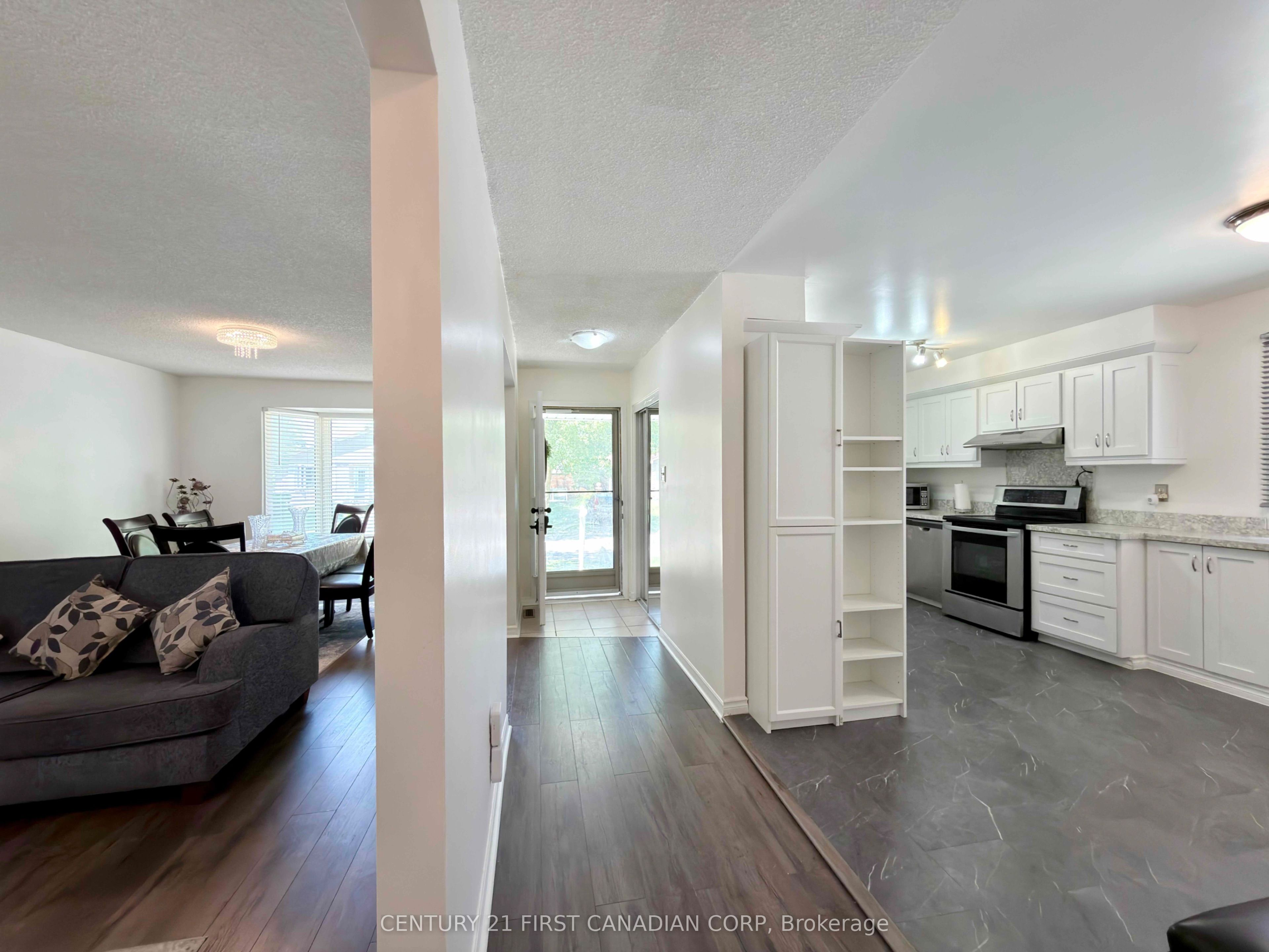 74 Tumbleweed Crescent Property Photo 2