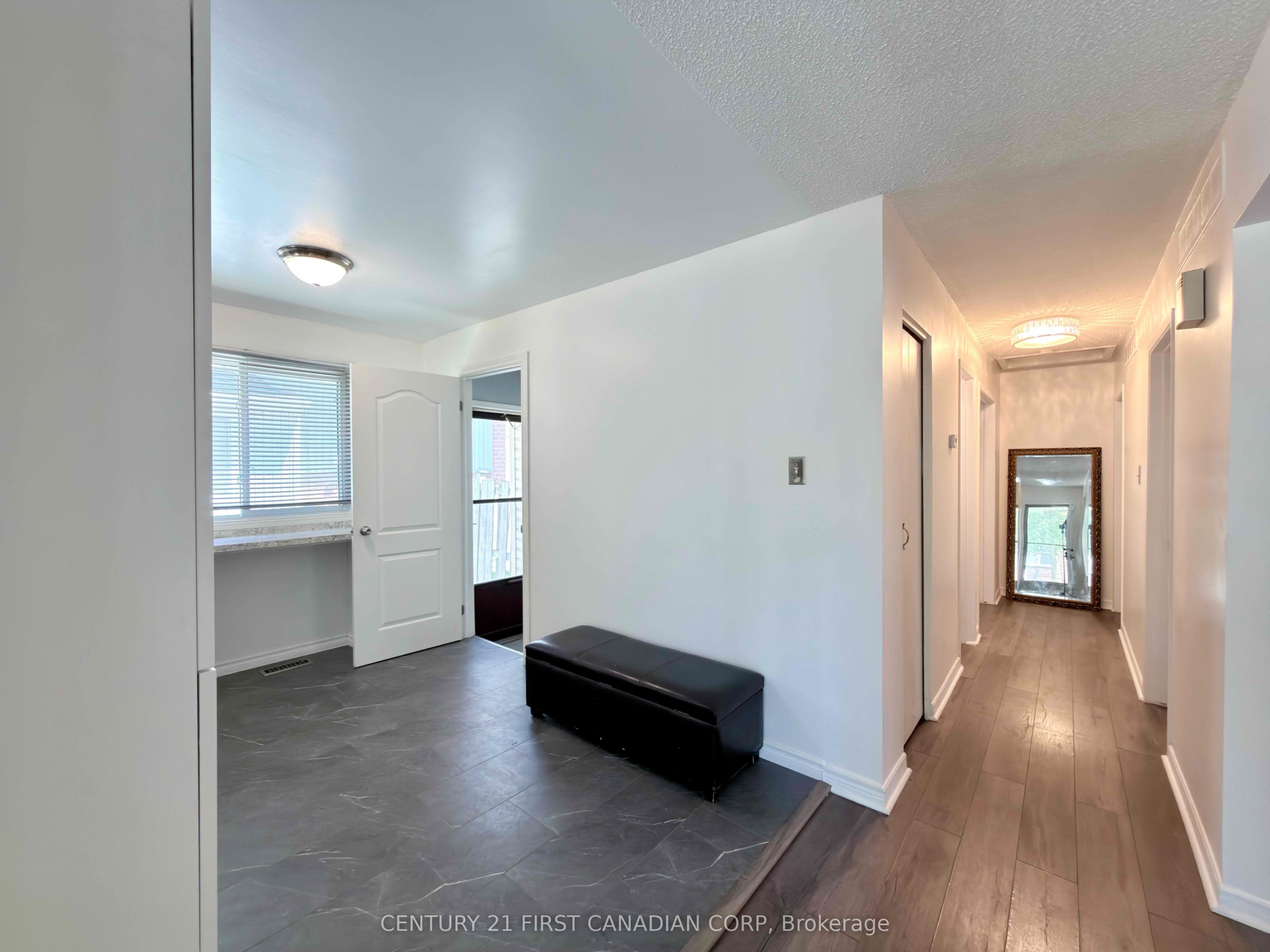74 Tumbleweed Crescent Property Photo 3