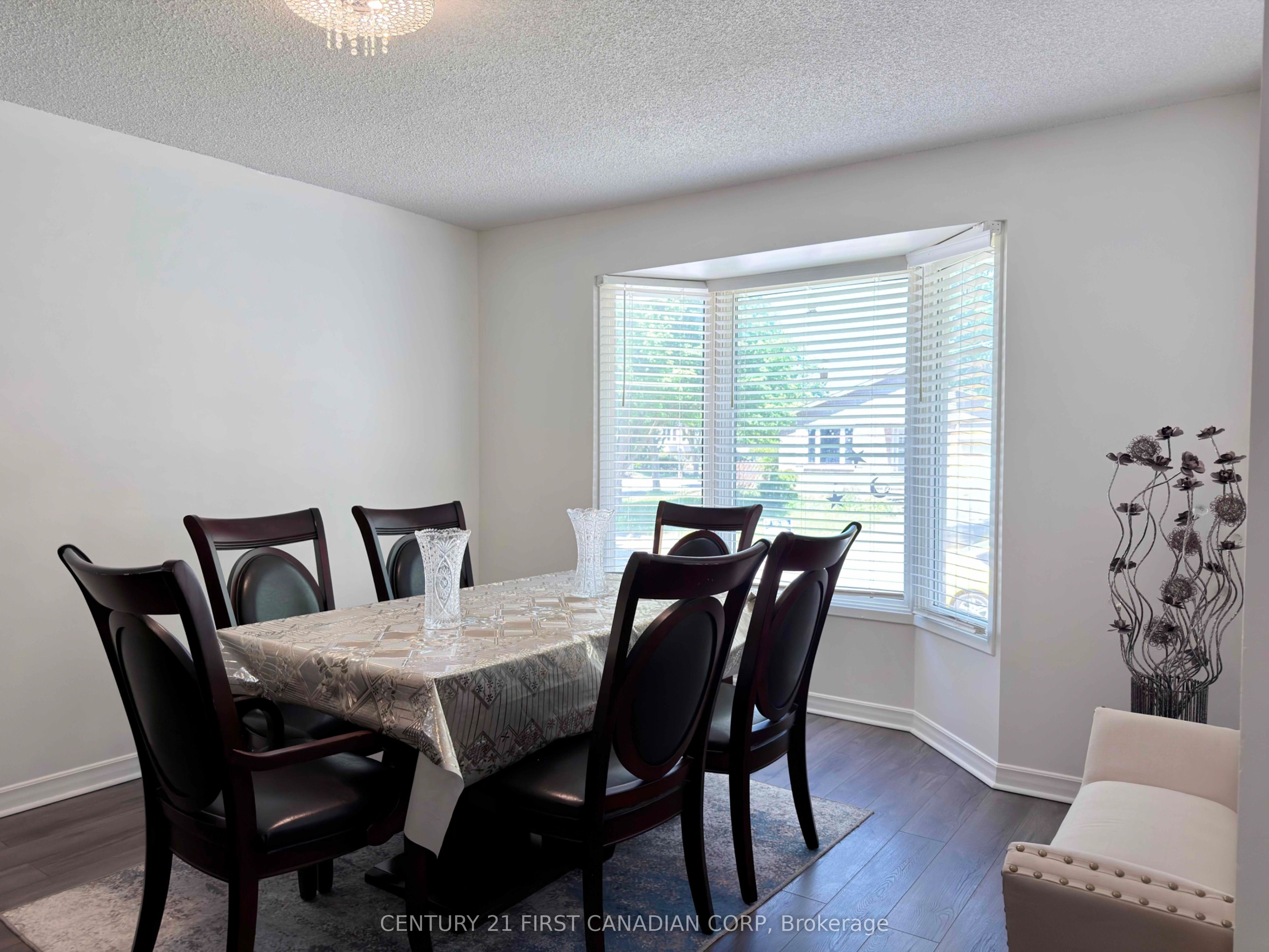 74 Tumbleweed Crescent Property Photo 6
