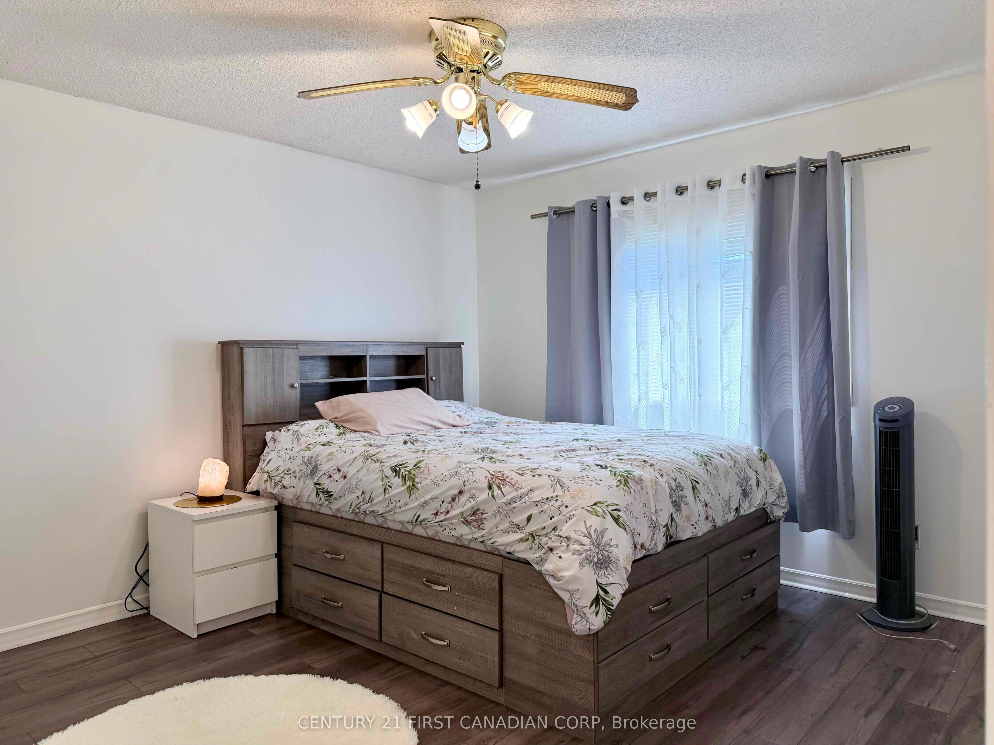 74 Tumbleweed Crescent Property Photo 12