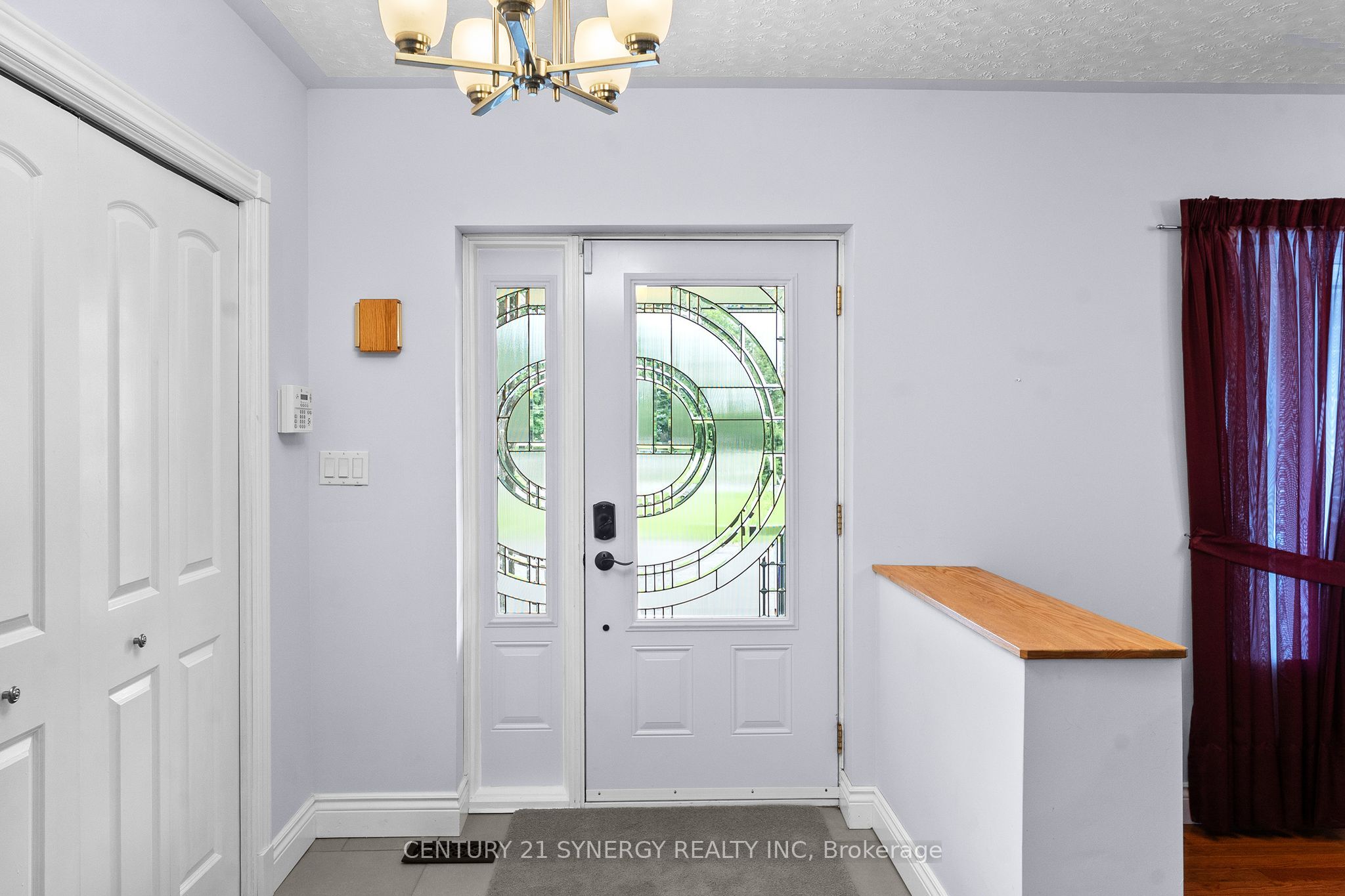 21 Holly Drive Property Photo 5