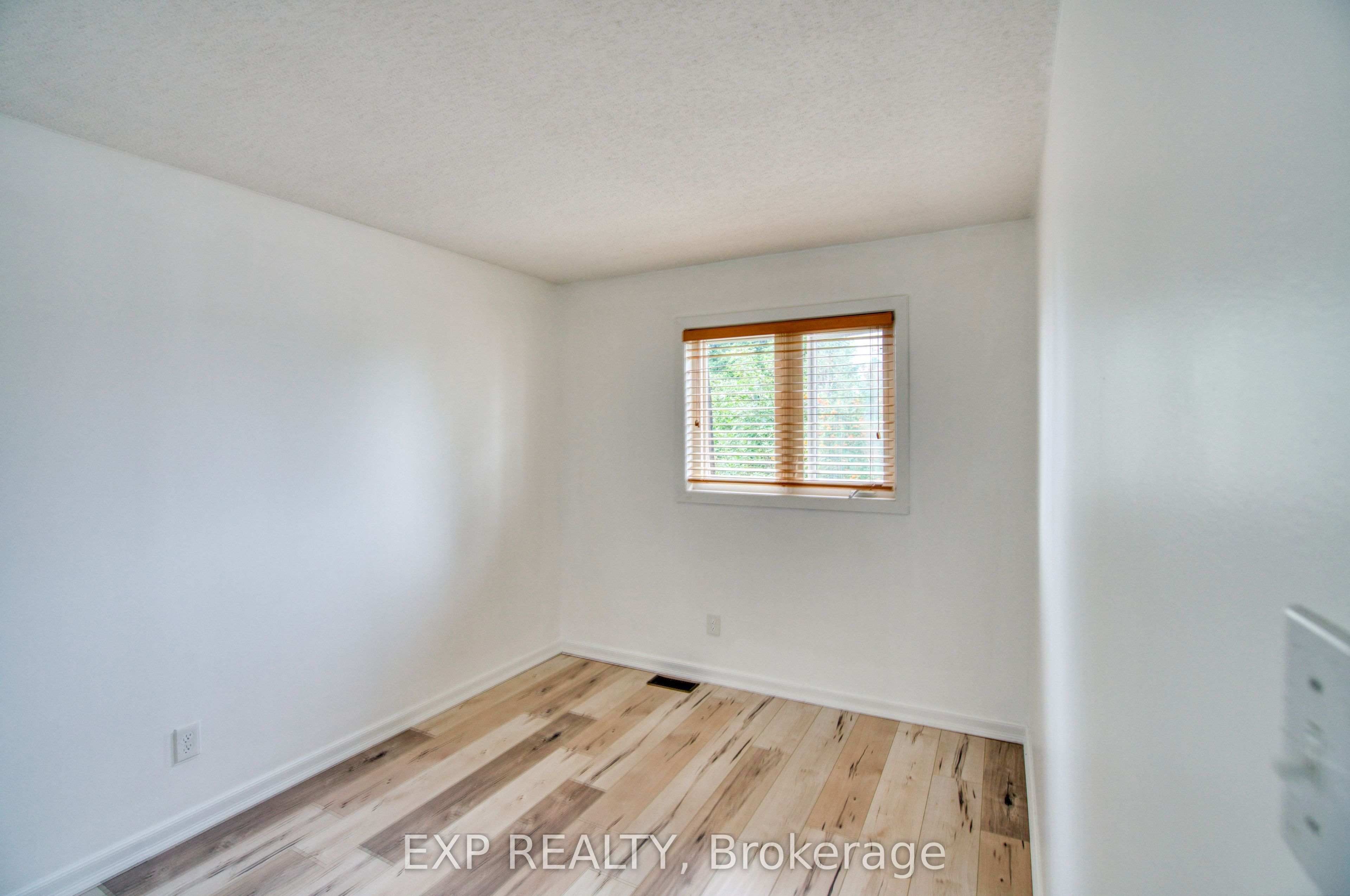 90 Lightfoot Place 75 Property Photo 27