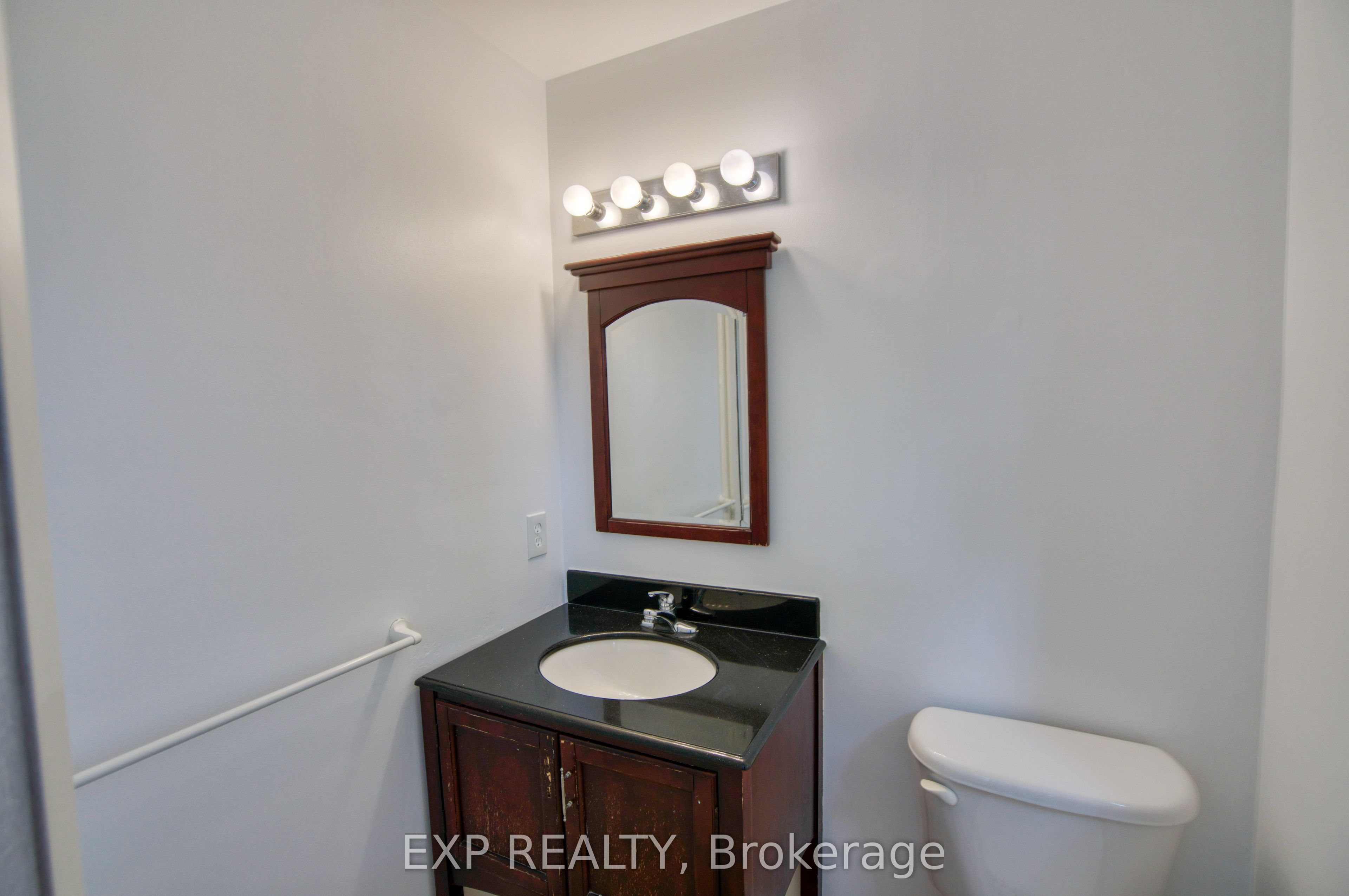 90 Lightfoot Place 75 Property Photo 32