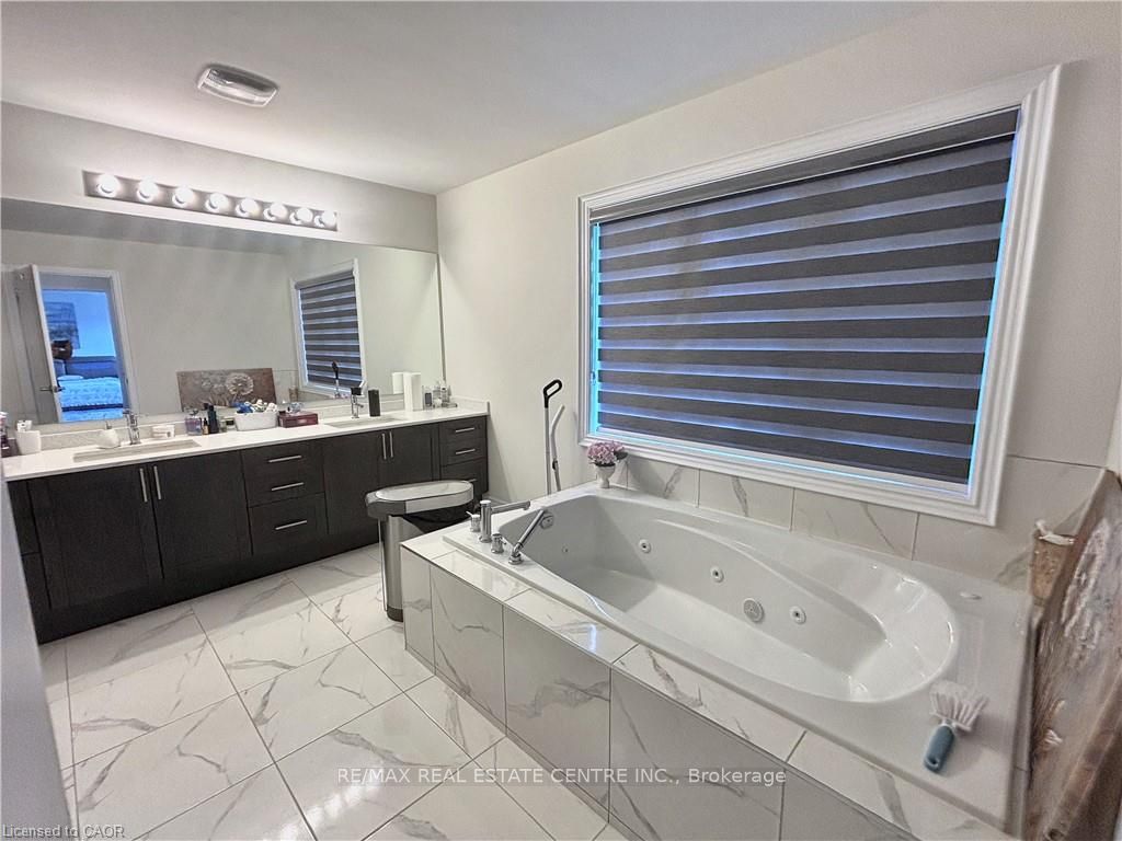 24 Mears Road Property Photo 16
