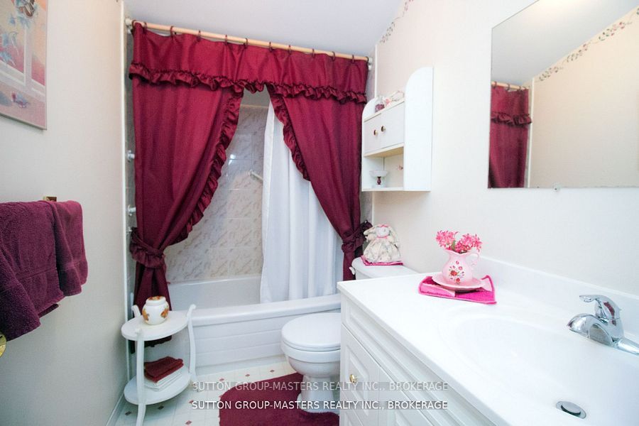 4907 Alex Mclean Lane N Property Photo 25