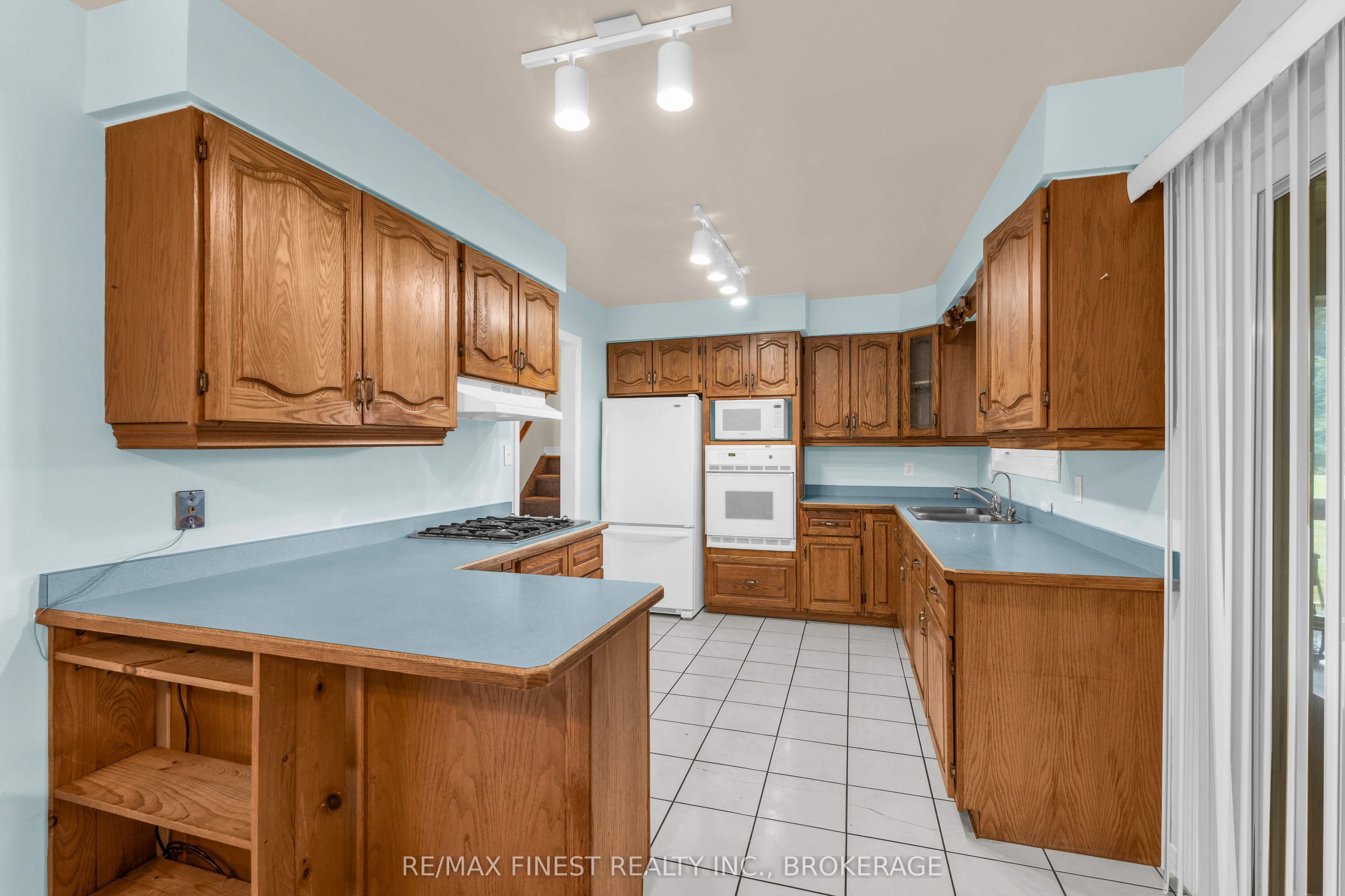 21 Greenfield Park Property Photo 11