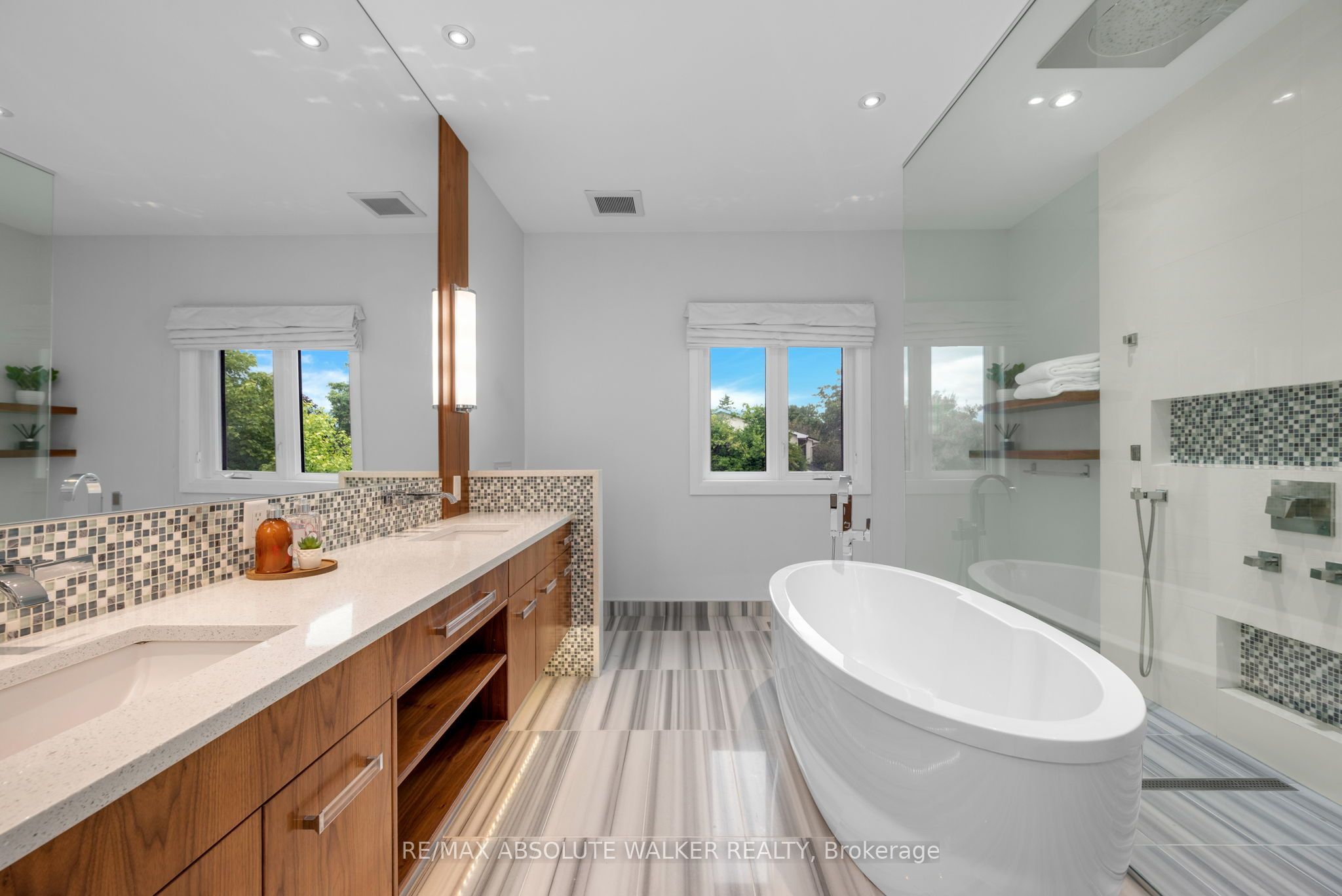 56 Aldridge Way Property Photo 4