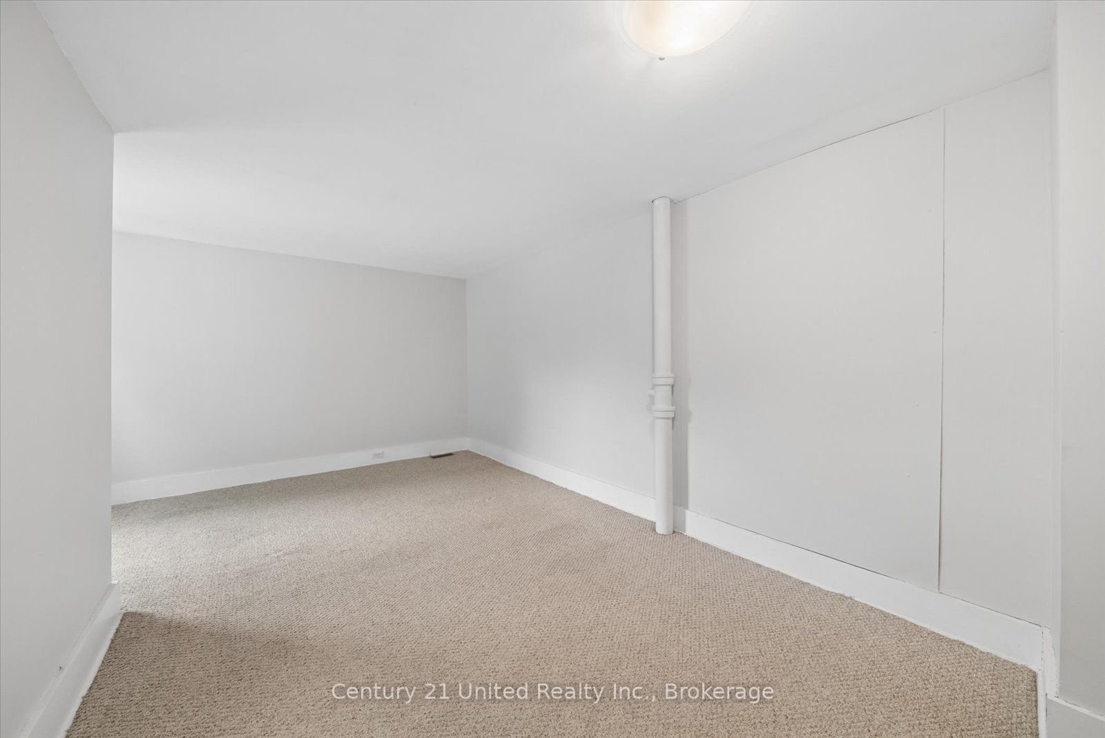 270 Rogers Street Property Photo 22