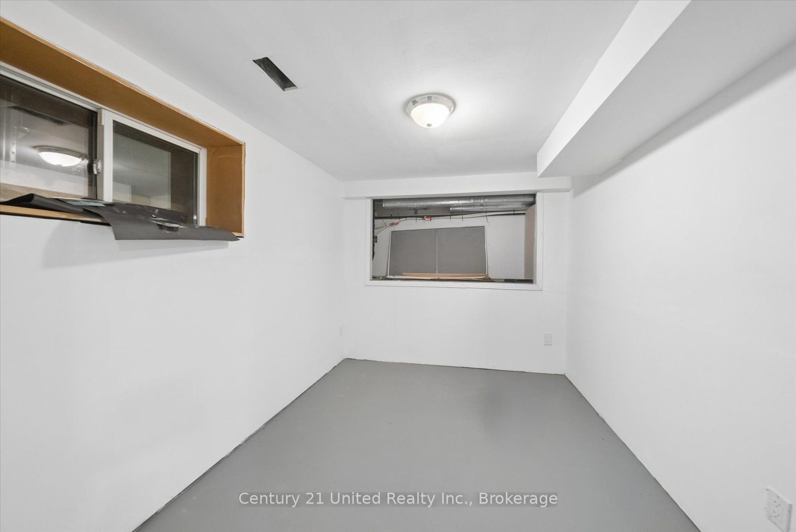 270 Rogers Street Property Photo 41